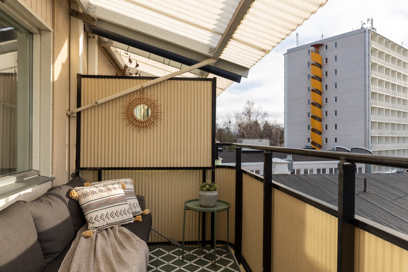 Bostadsbild från Gunnilbogatan 6A, Såld i Malmaberg, Västerås