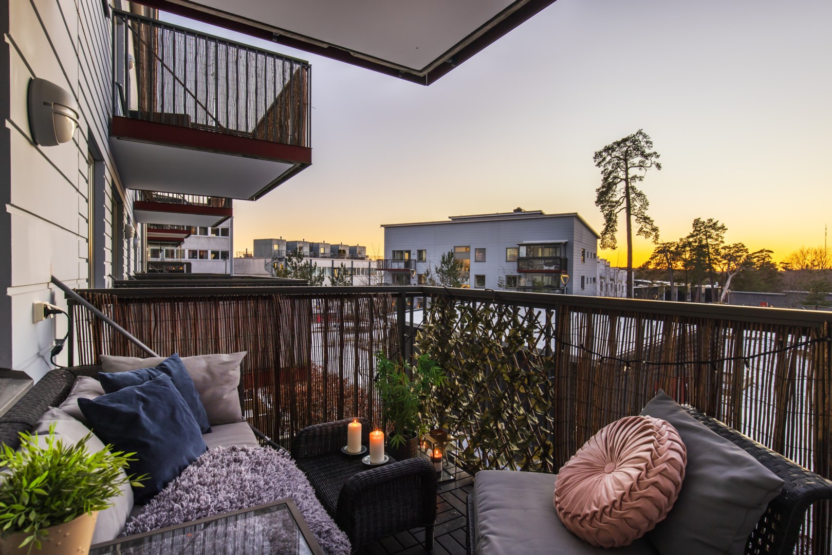 Bostadsbild från Tollare torg 2, Till salu i Tollare, Nacka