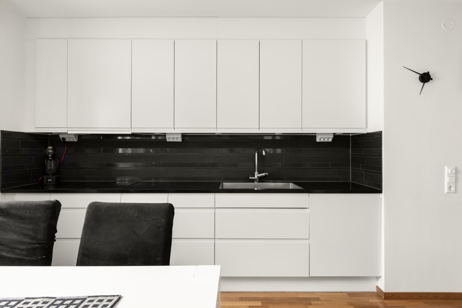 Bostadsbild från Tollare torg 2, Till salu i Tollare, Nacka