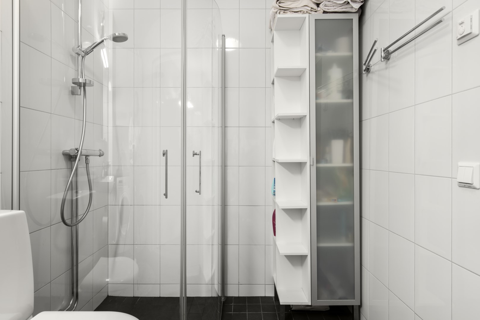 Bostadsbild från Tollare torg 2, Till salu i Tollare, Nacka