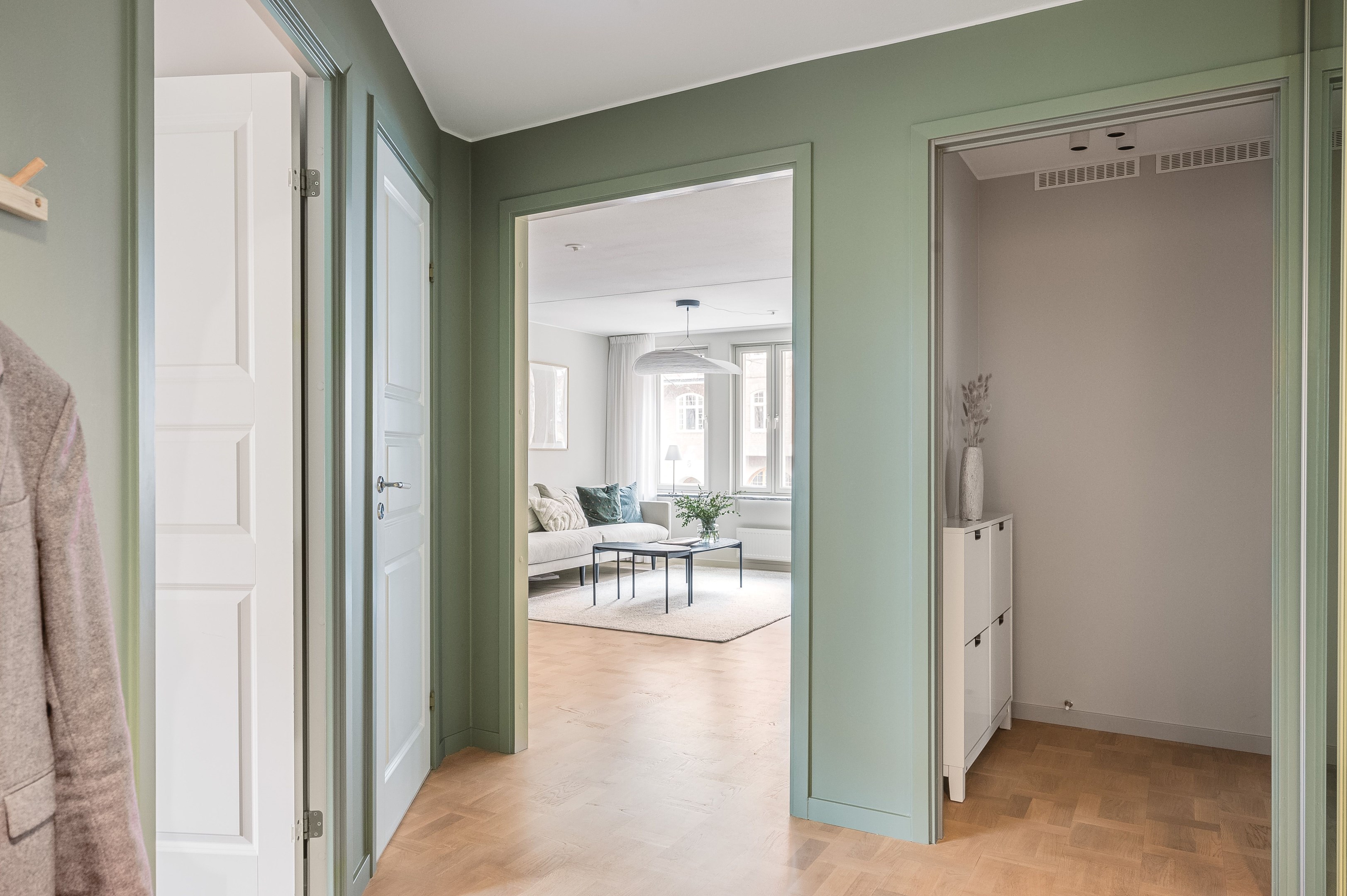 Bostadsbild från Karlavägen 8, Såld i Östermalm, Stockholm