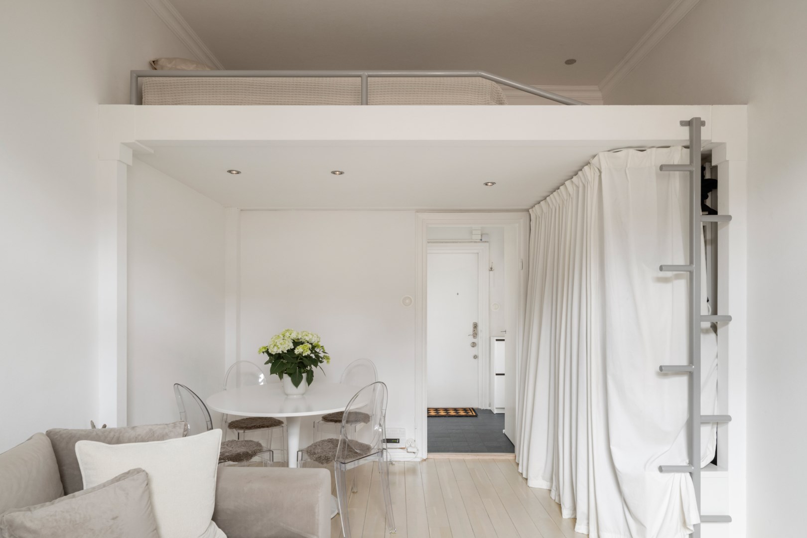 Bostadsbild från Linnégatan 39B,4tr, Såld i Östermalmstorg/Stureplan, Stockholm