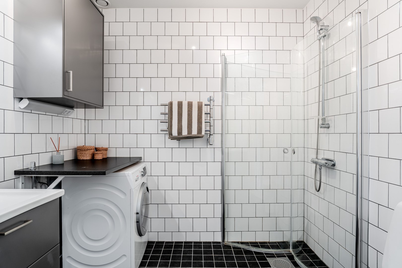 Bostadsbild från Skyttelgatan 16, Såld i Kungsängen, Uppsala