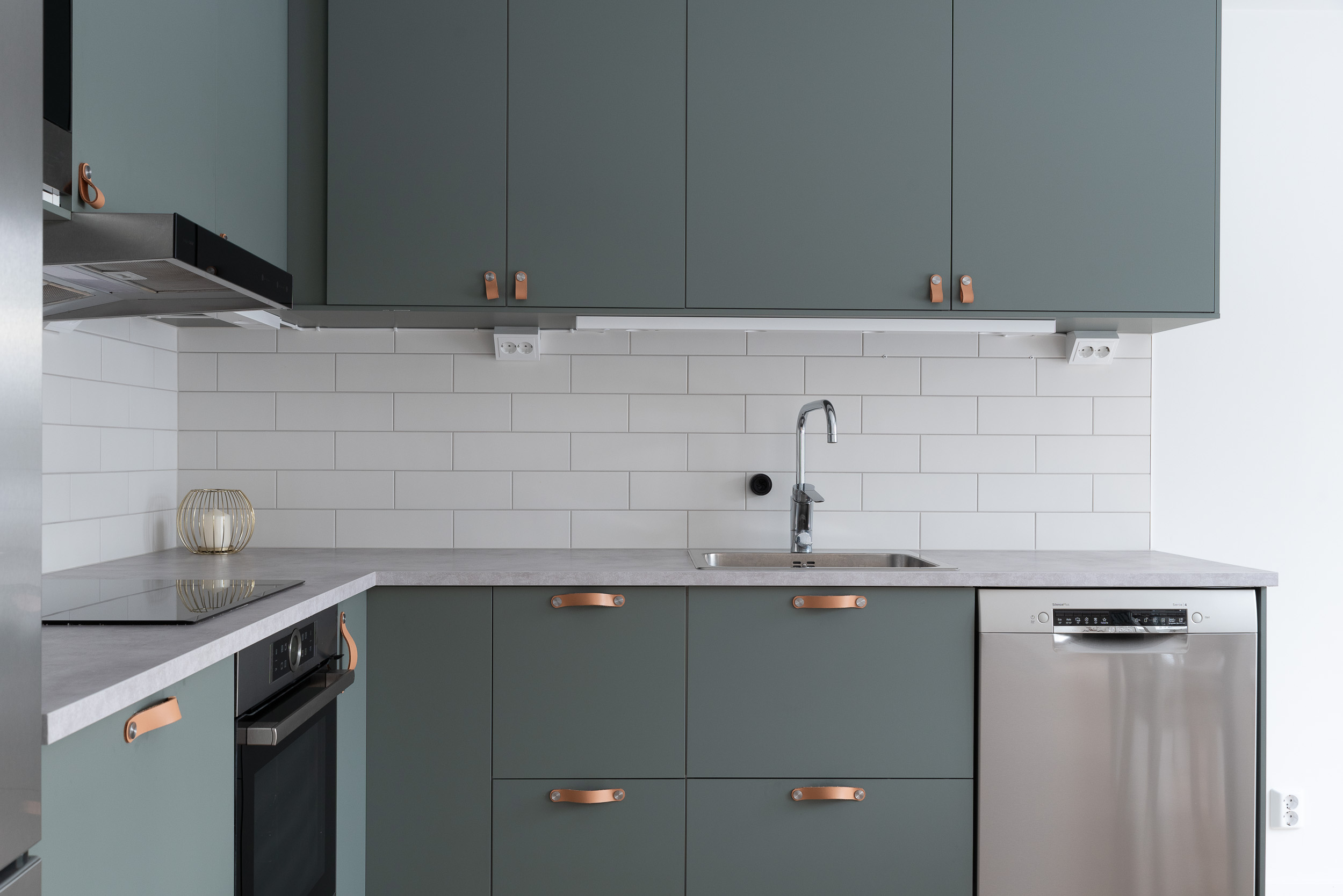 Bostadsbild från Jordgubbsvägen 20D, Såld i Södra Källtorp, Västerås