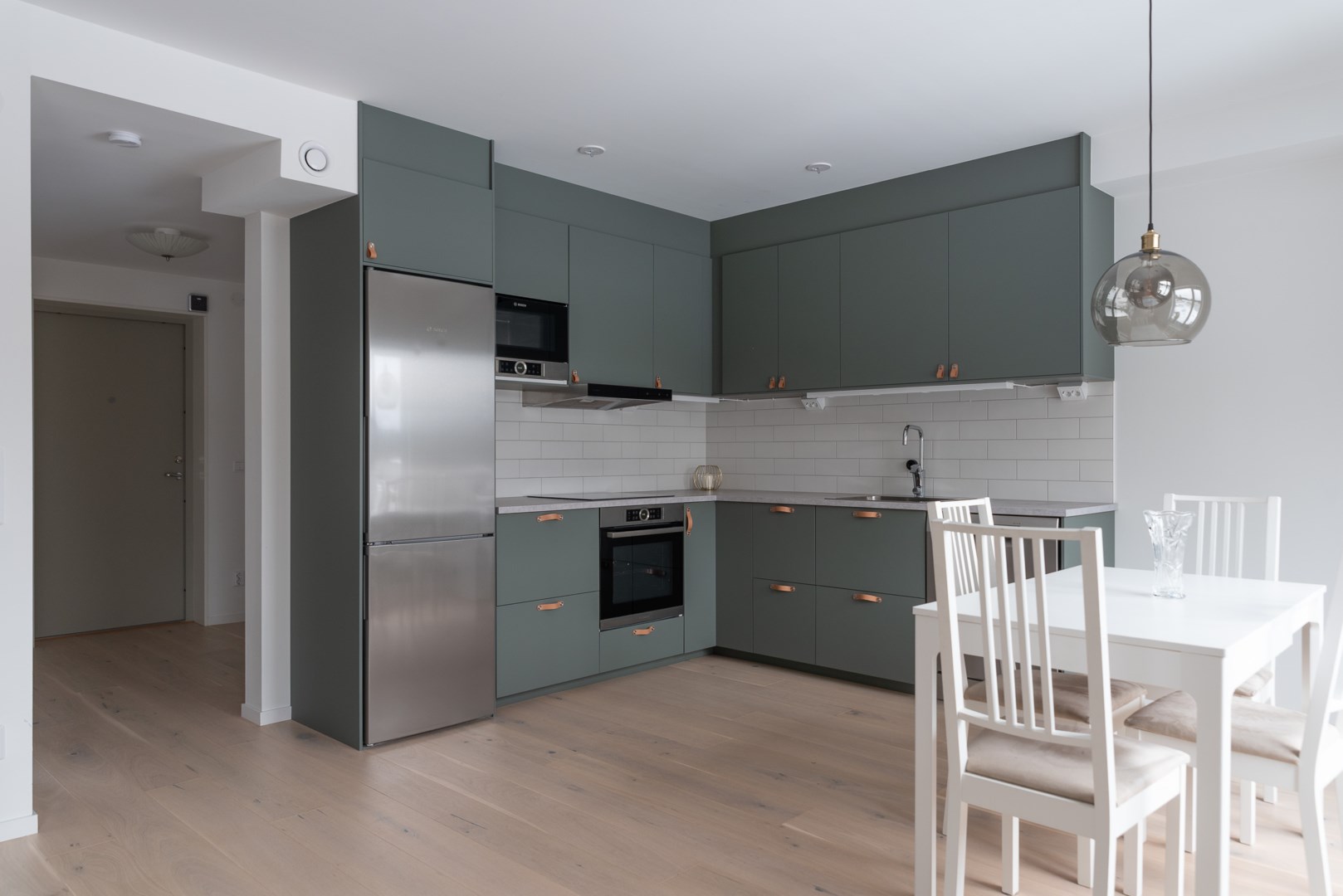 Bostadsbild från Jordgubbsvägen 20D, Till salu i Södra Källtorp, Västerås