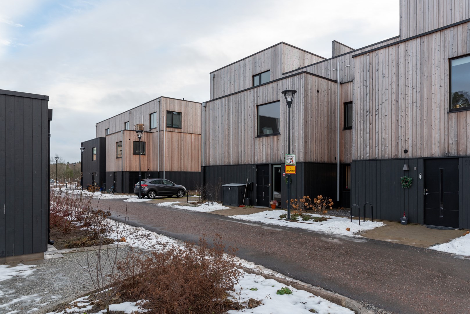 Bostadsbild från Jordgubbsvägen 20D, Till salu i Södra Källtorp, Västerås