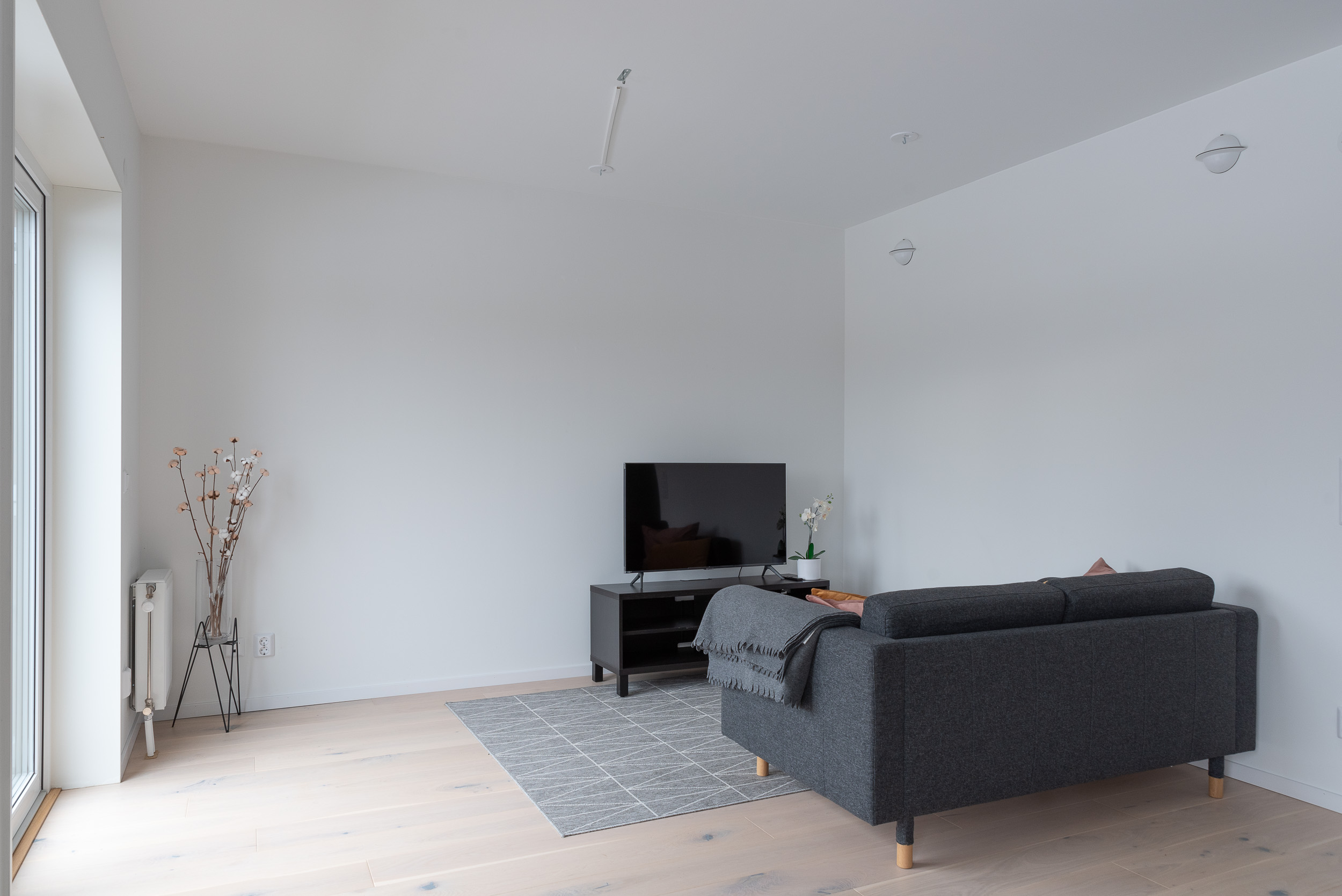 Bostadsbild från Jordgubbsvägen 20D, Såld i Södra Källtorp, Västerås