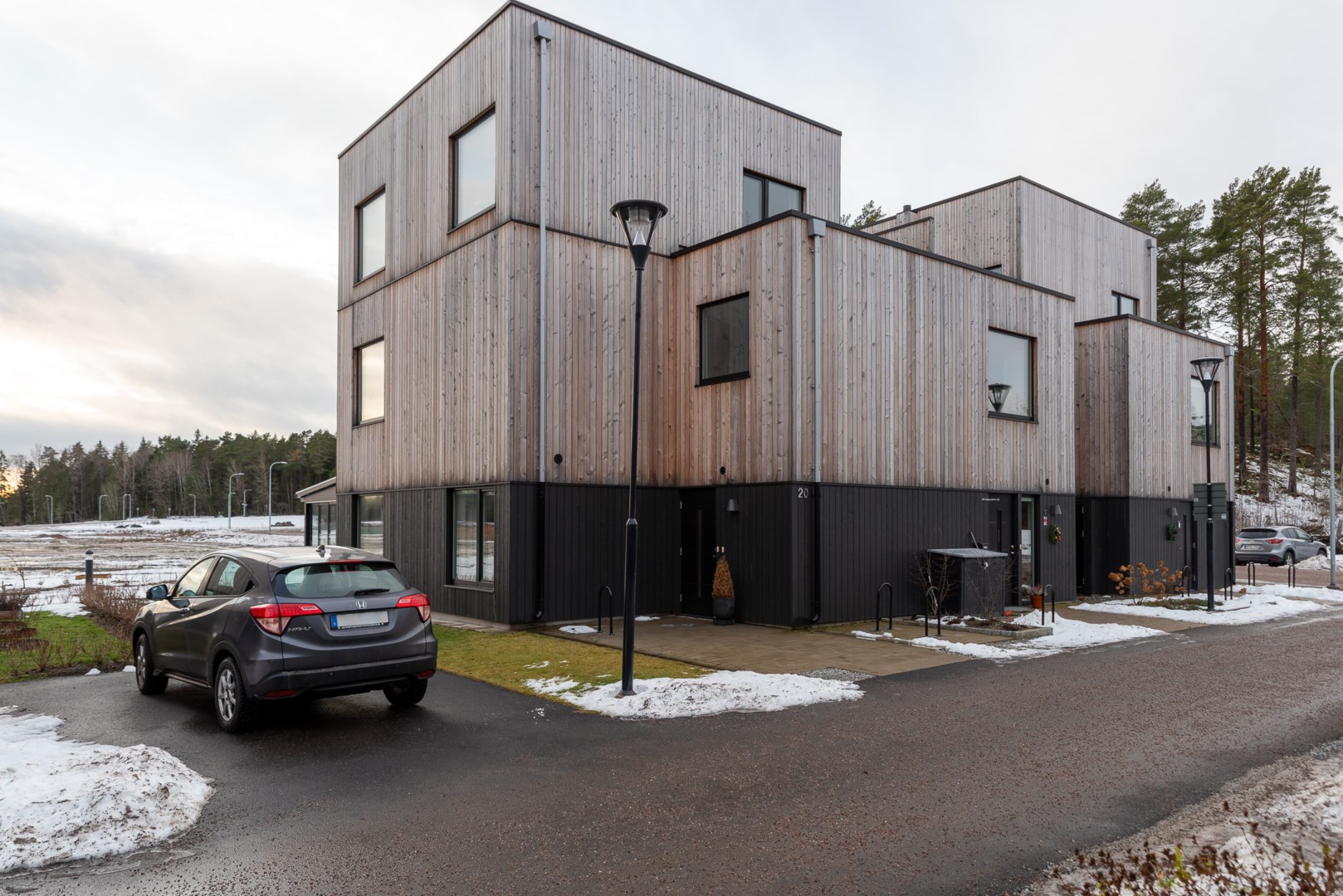 Bostadsbild från Jordgubbsvägen 20D, Till salu i Södra Källtorp, Västerås