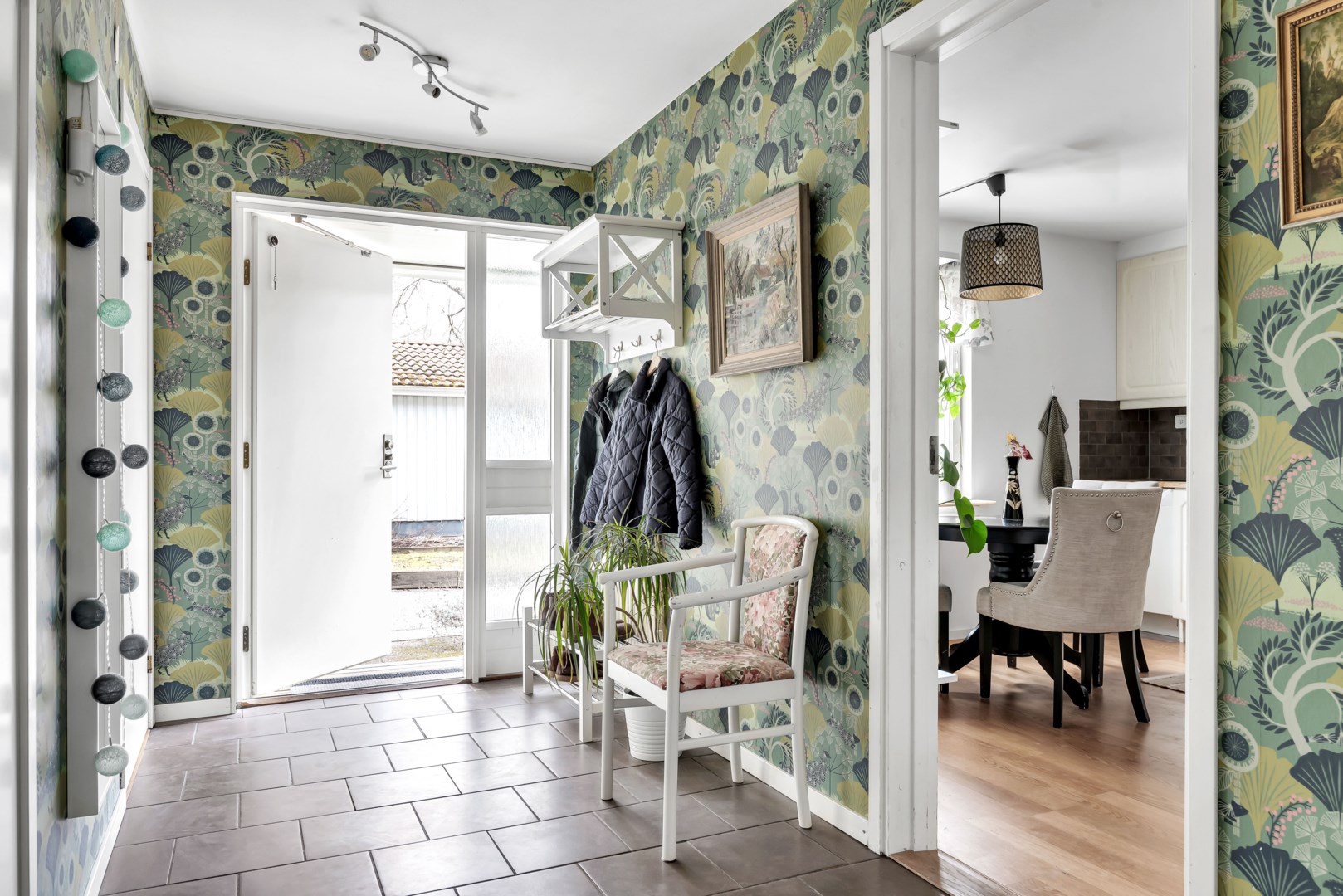 Bostadsbild från Eksoppsvägen 35, Såld i Norby, Uppsala