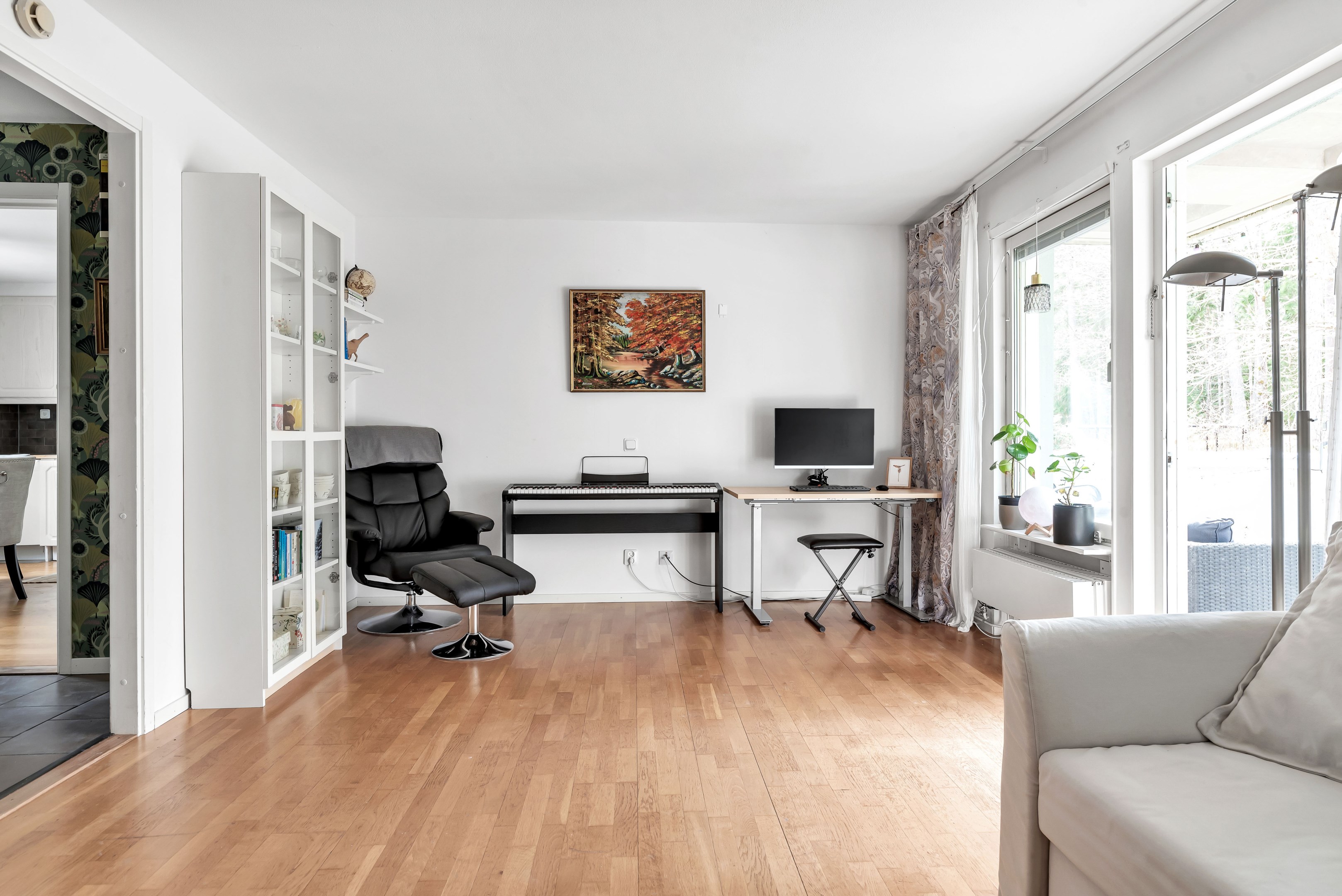 Bostadsbild från Eksoppsvägen 35, Såld i Norby, Uppsala