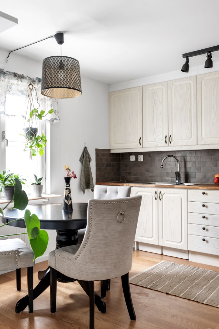 Bostadsbild från Eksoppsvägen 35, Såld i Norby, Uppsala