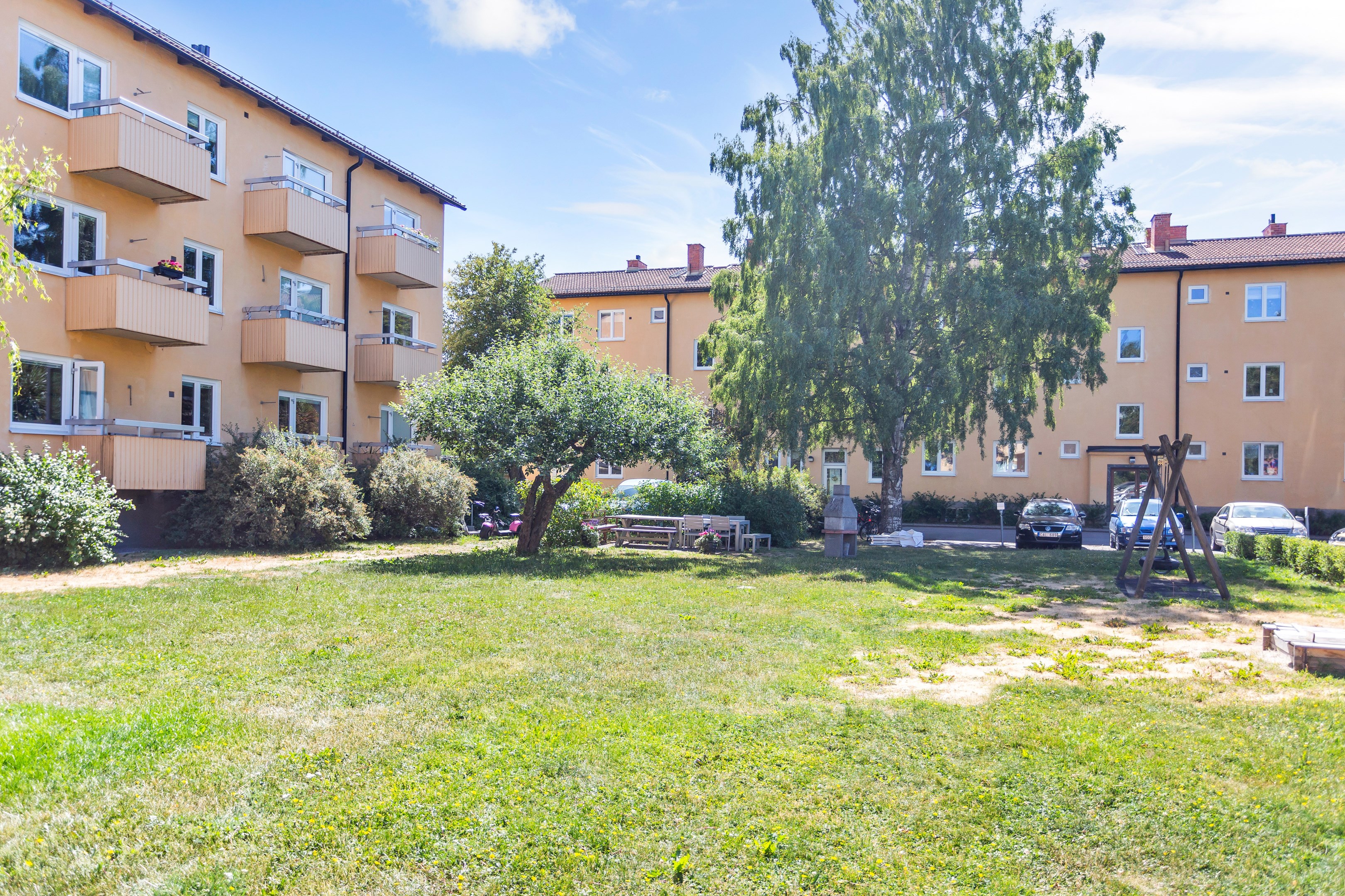 Bostadsbild från Svartbäcksgatan 72A, Såld i Svartbäcken, Uppsala