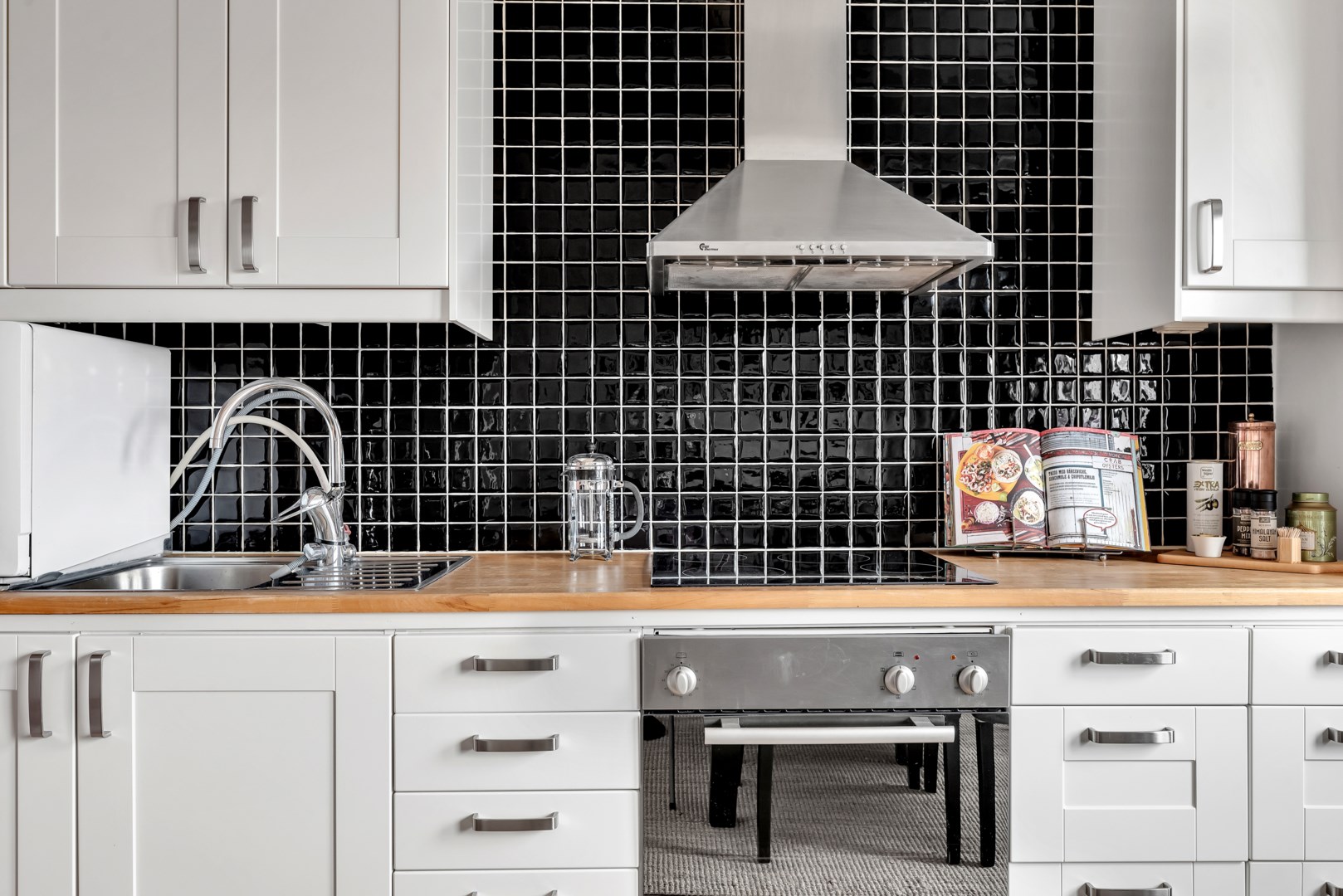 Bostadsbild från Svartbäcksgatan 72A, Såld i Svartbäcken, Uppsala