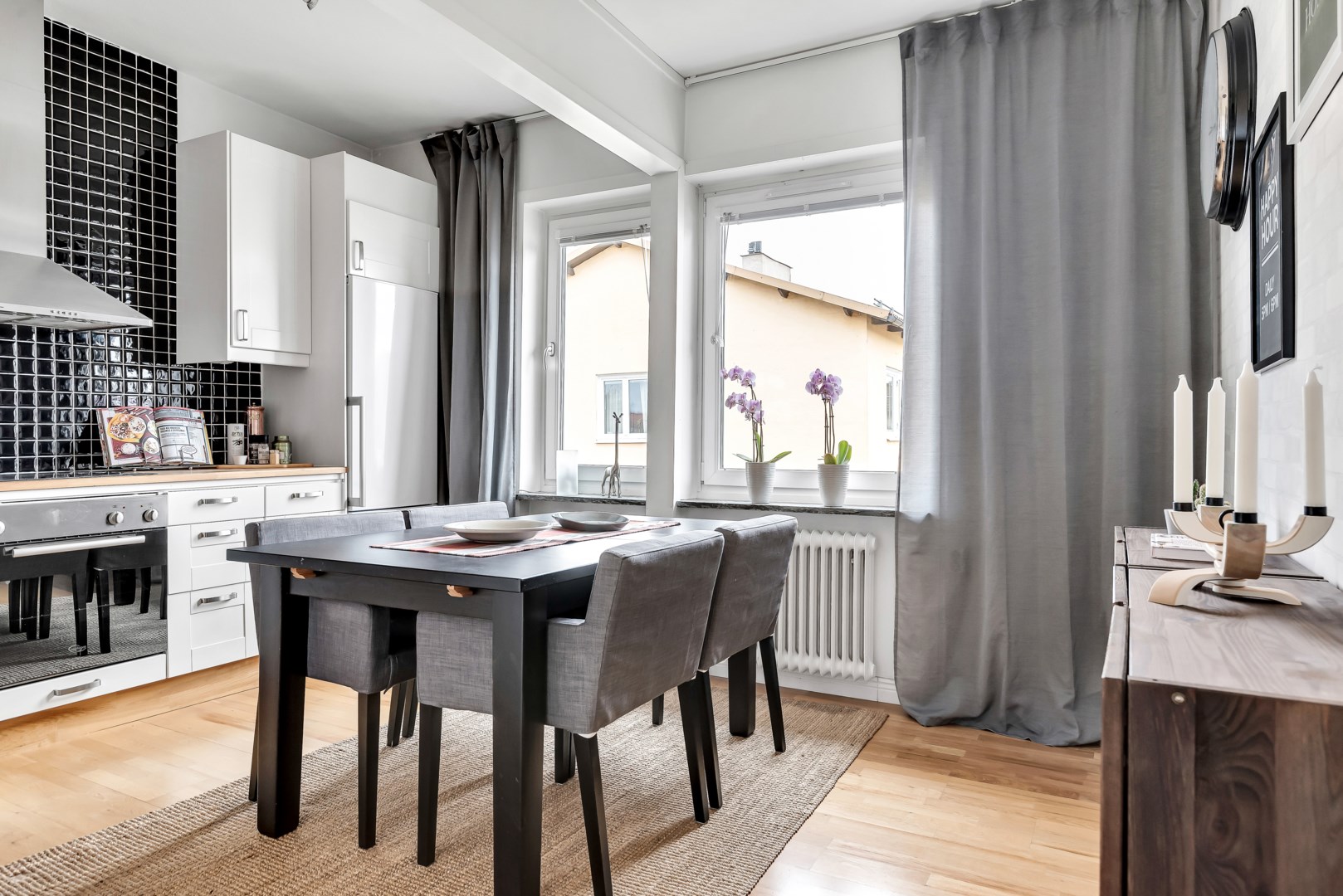 Bostadsbild från Svartbäcksgatan 72A, Såld i Svartbäcken, Uppsala