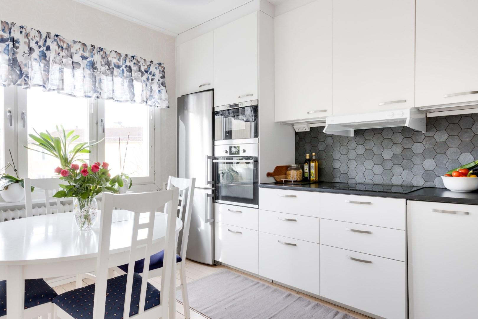 Bostadsbild från Ymergatan 36 A, Såld i Fålhagen, Uppsala