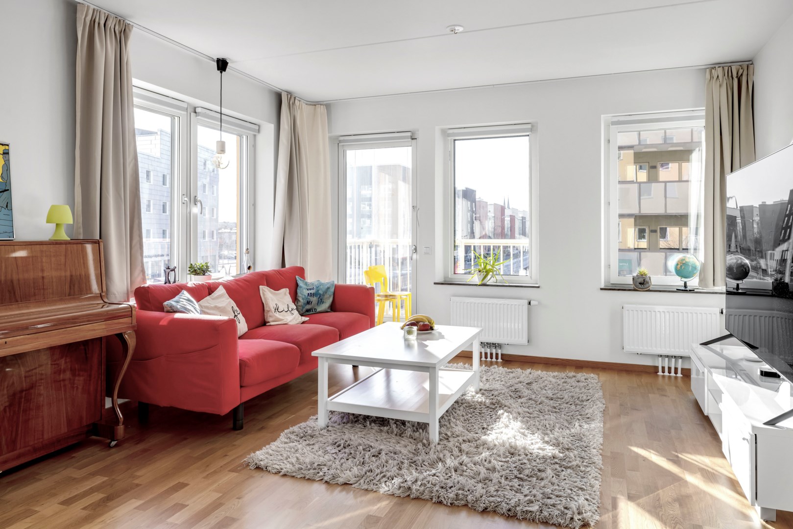 Bostadsbild från Råbyvägen 70, Såld i Kapellgärdet, Uppsala