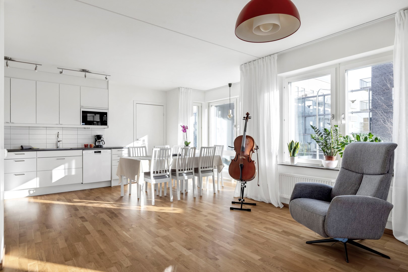 Bostadsbild från Råbyvägen 70, Såld i Kapellgärdet, Uppsala