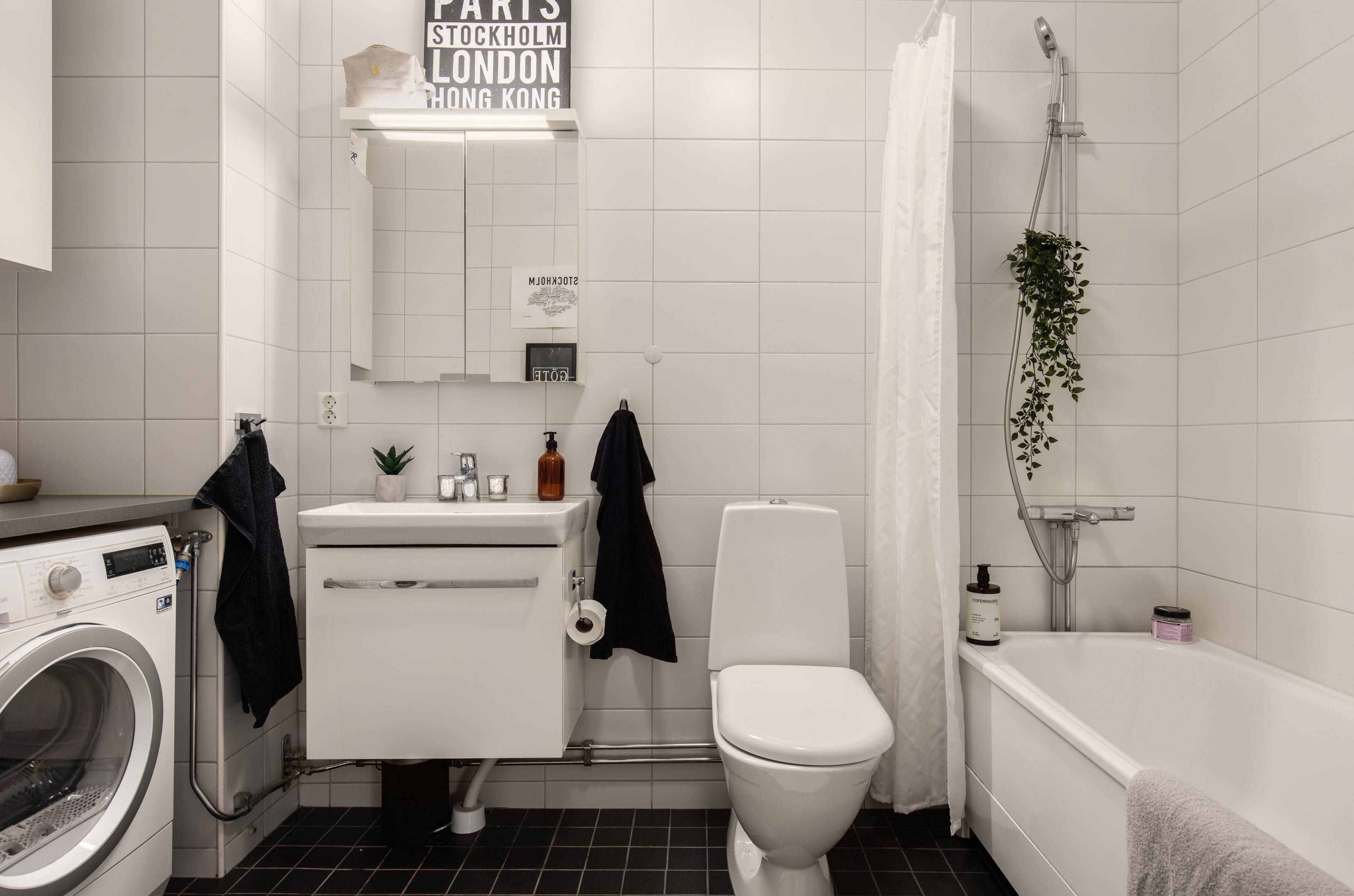 Bostadsbild från Godtemplarvägen 5, Till salu i Tollare, Nacka