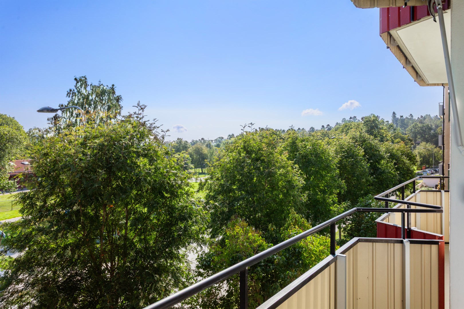 Bostadsbild från Beckasinvägen 30, 2tr, Såld i Saltängen, Nacka