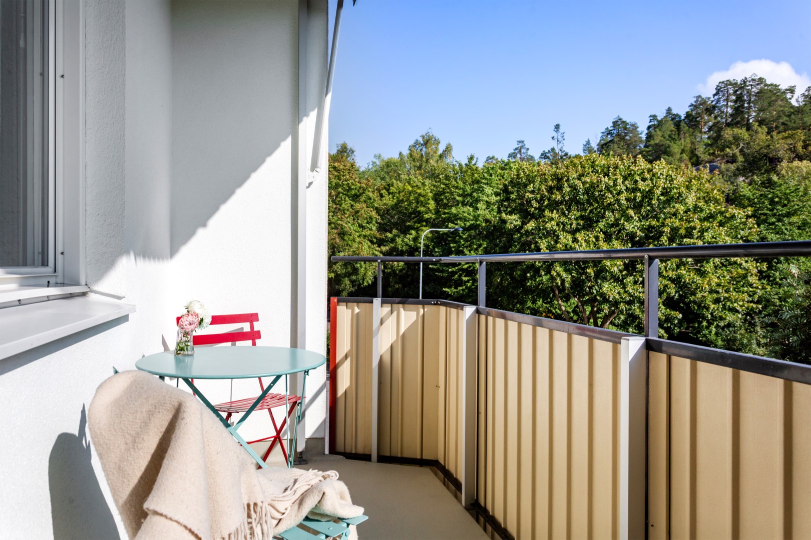 Bostadsbild från Beckasinvägen 30, 2tr, Såld i Saltängen, Nacka