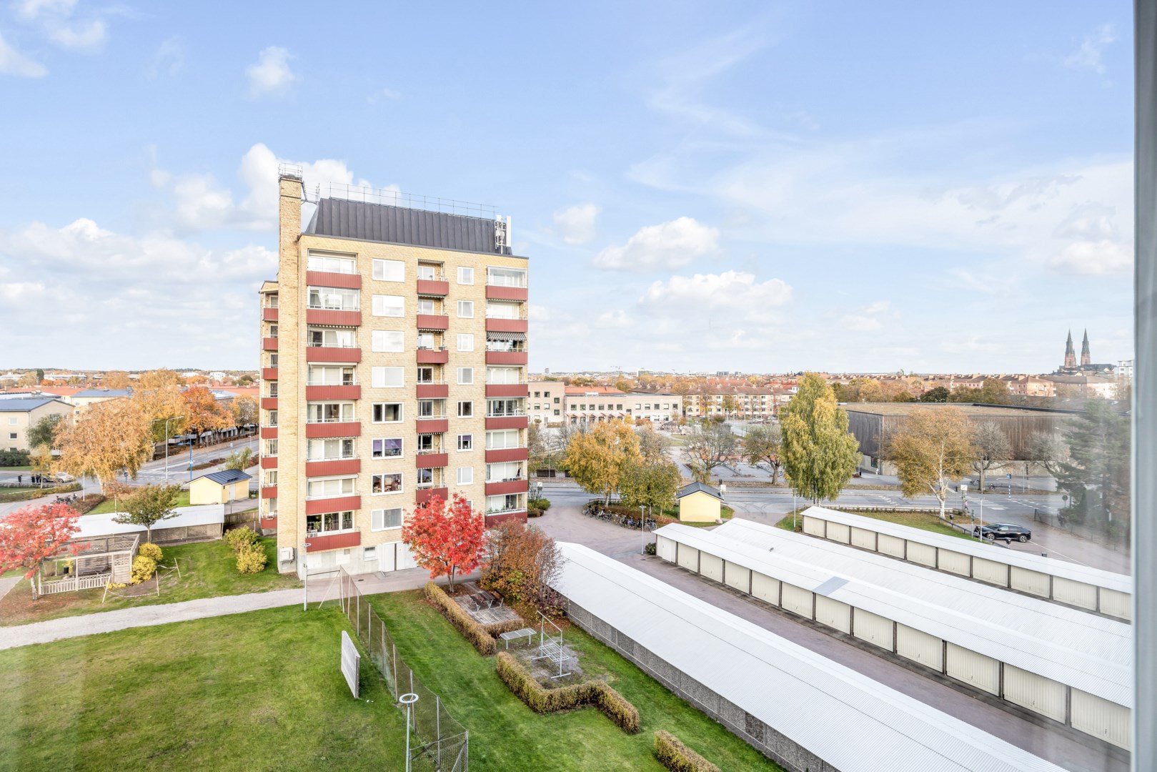 Bostadsbild från Tiundagatan 37, Till salu i Luthagen, Uppsala