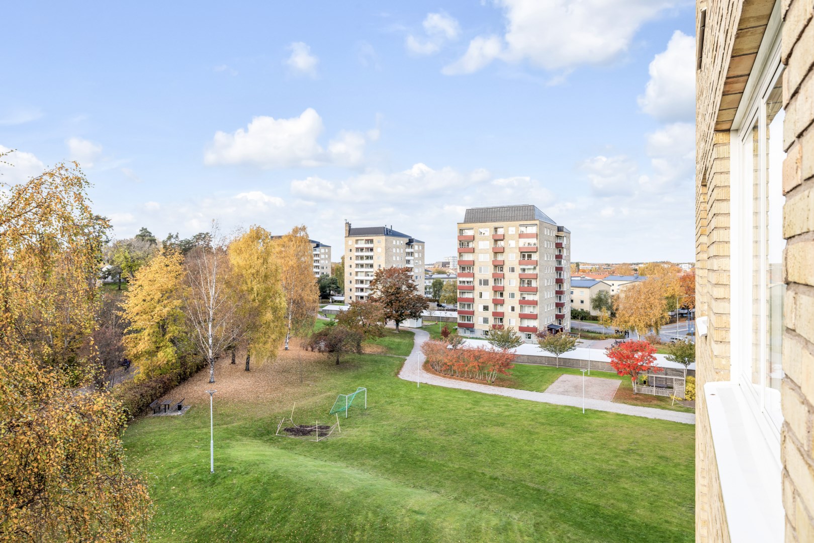 Bostadsbild från Tiundagatan 37, Till salu i Luthagen, Uppsala