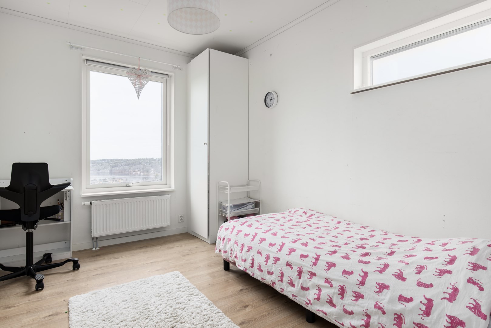 Bostadsbild från Fidravägen 35, 4/4tr, Såld i Saltsjöbaden, Nacka