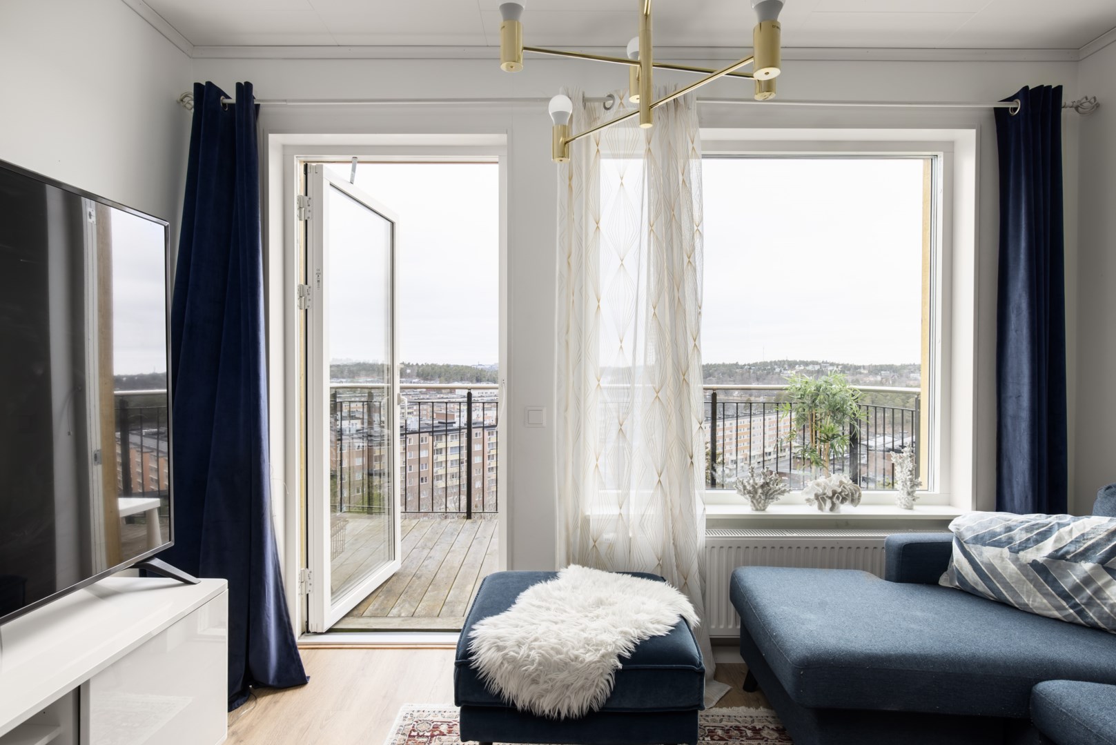 Bostadsbild från Fidravägen 35, 4/4tr, Såld i Saltsjöbaden, Nacka