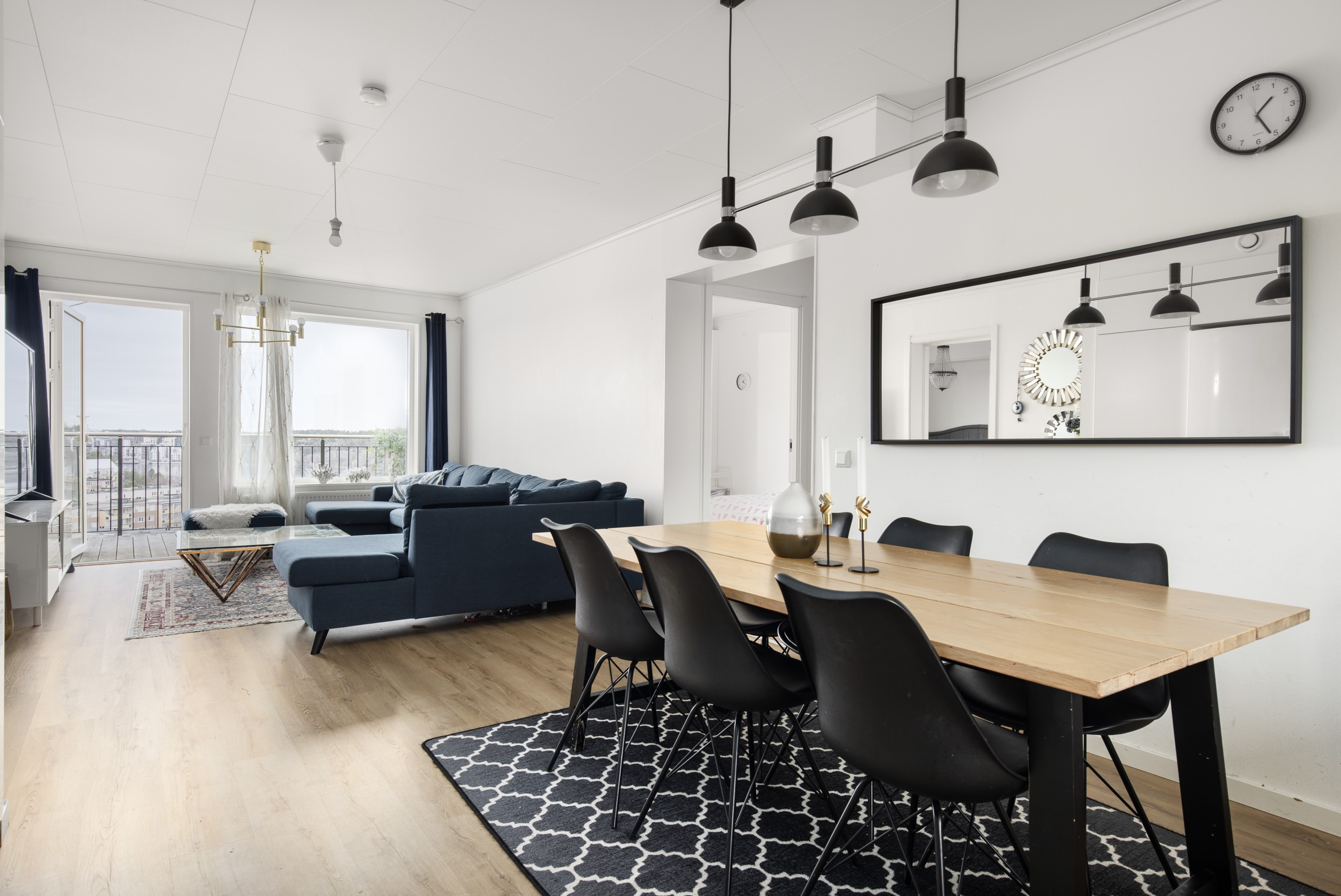 Bostadsbild från Fidravägen 35, 4/4tr, Såld i Saltsjöbaden, Nacka