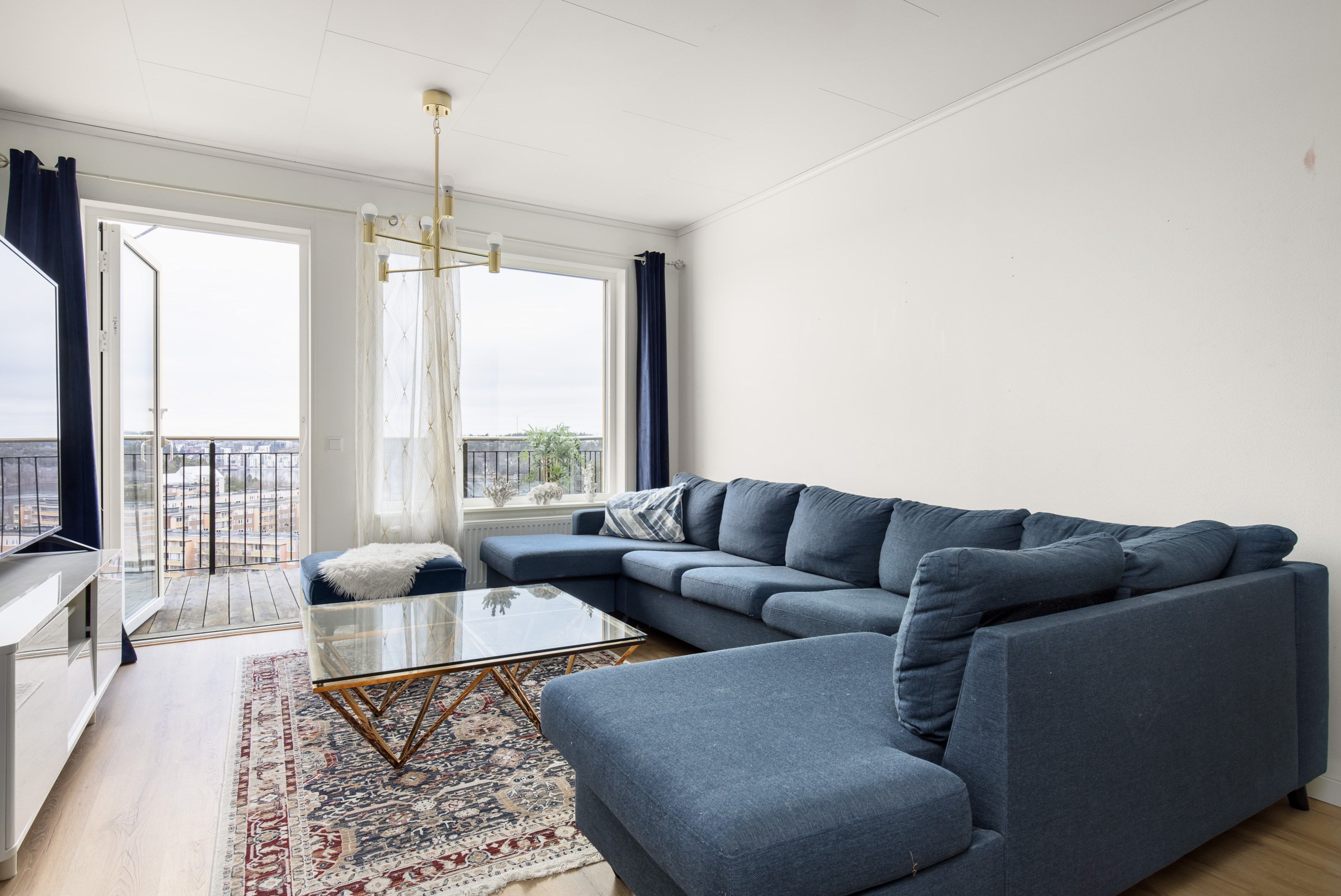 Bostadsbild från Fidravägen 35, 4/4tr, Såld i Saltsjöbaden, Nacka