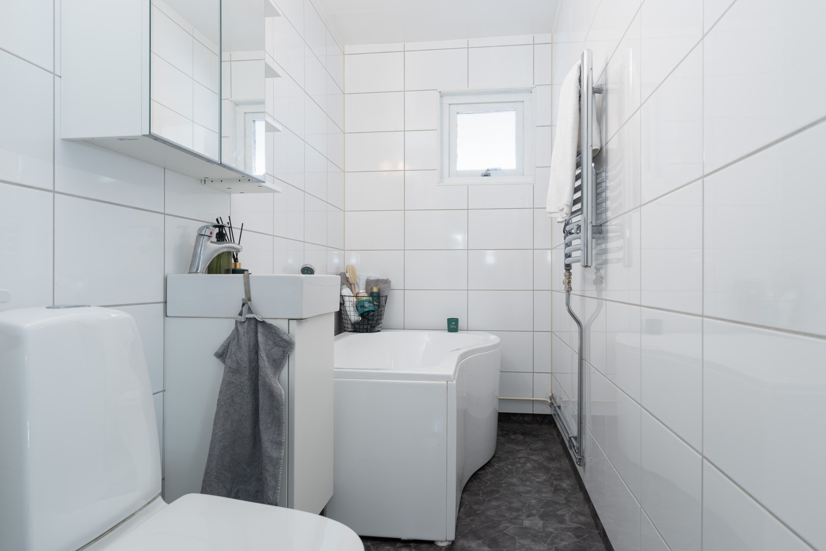 Bostadsbild från Irisvägen 132, Såld i Norra Gryta, Västerås