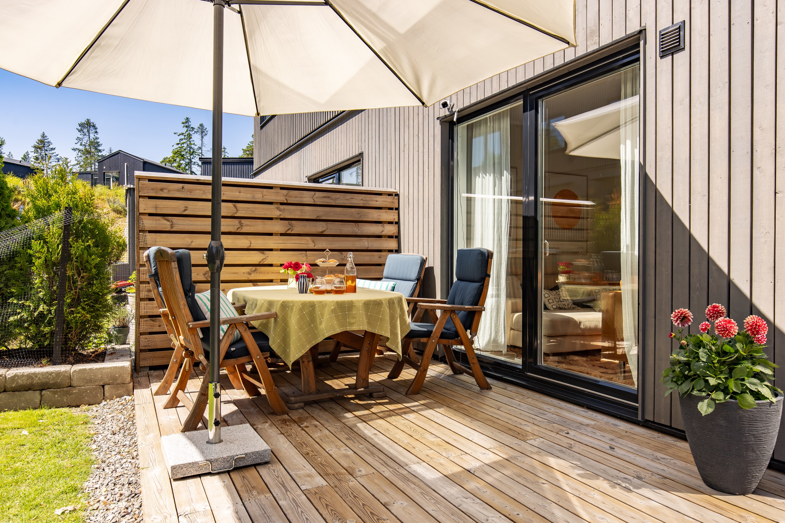 Bostadsbild från Bågvägen 8F, Till salu i Kummelnäs, Nacka