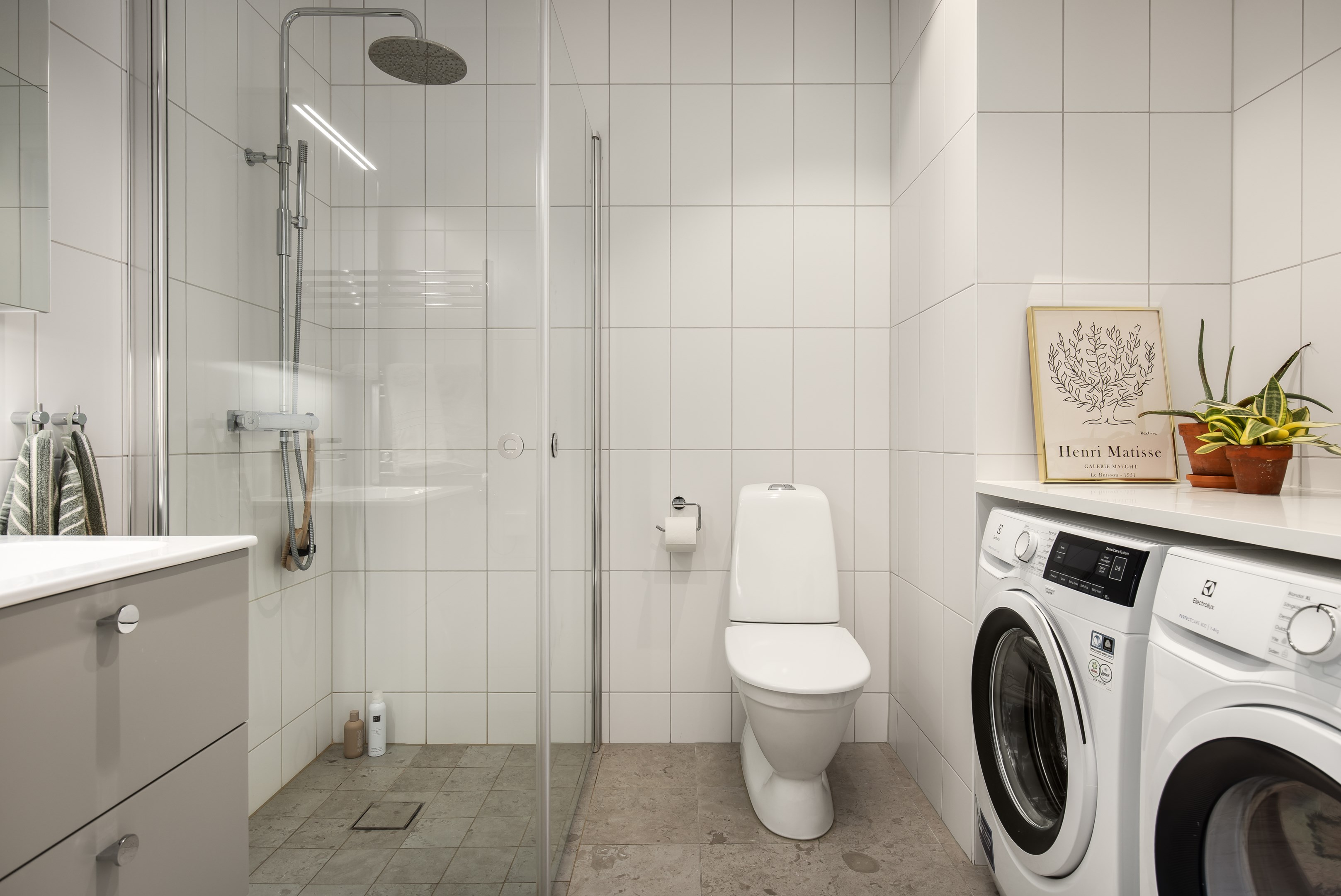 Bostadsbild från Bågvägen 8F, Till salu i Kummelnäs, Nacka