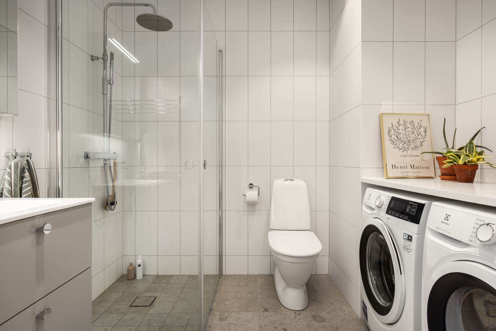 Bostadsbild från Bågvägen 8F, Till salu i Kummelnäs, Nacka