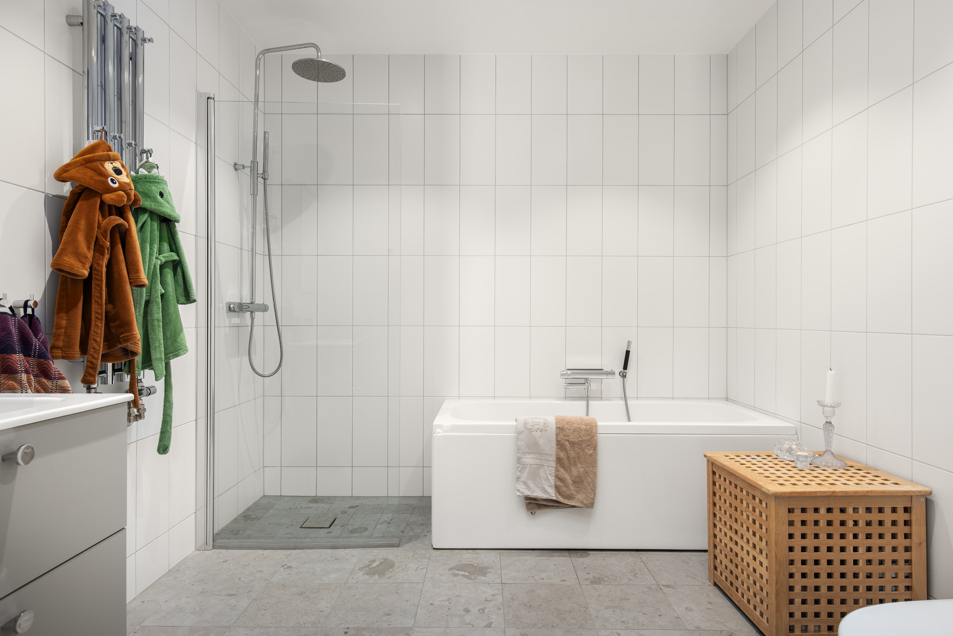 Bostadsbild från Bågvägen 8F, Till salu i Kummelnäs, Nacka