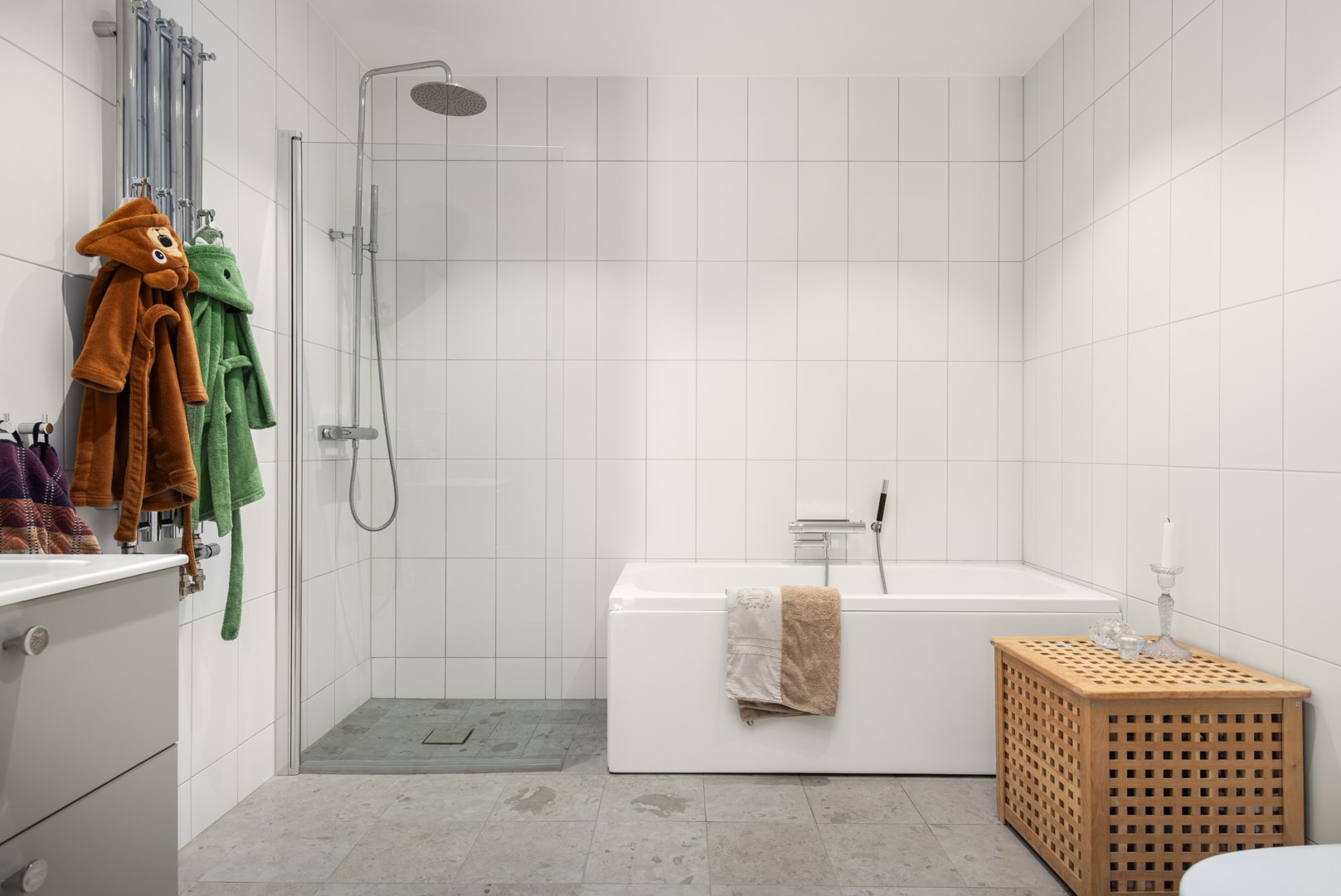 Bostadsbild från Bågvägen 8F, Till salu i Kummelnäs, Nacka