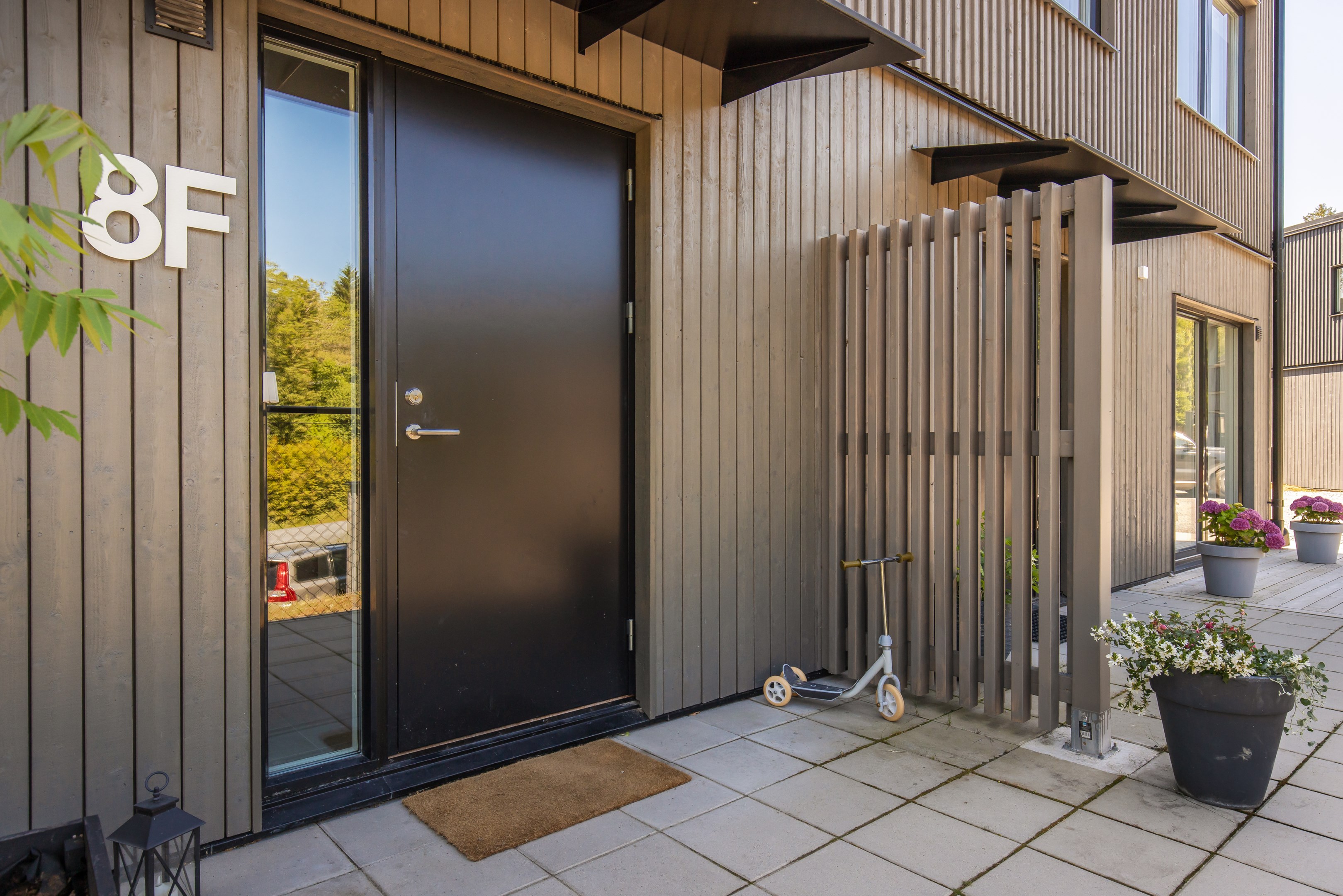 Bostadsbild från Bågvägen 8F, Till salu i Kummelnäs, Nacka