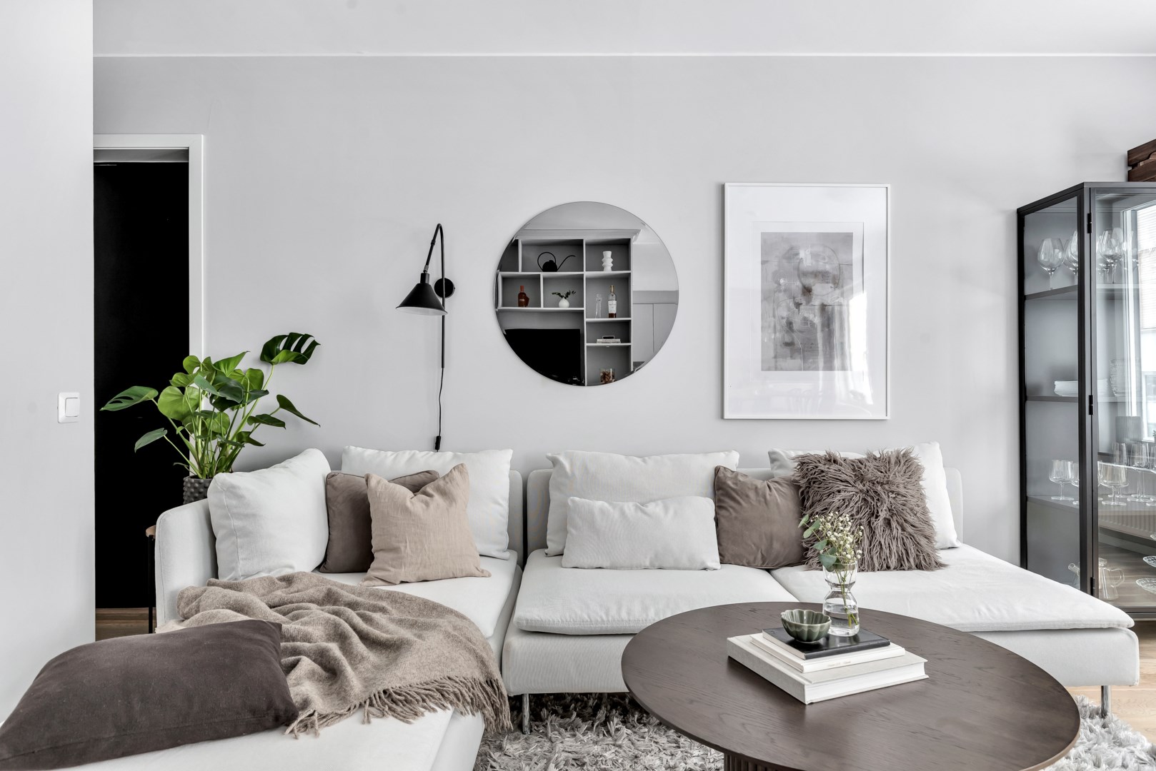 Bostadsbild från Svärdsliljegatan 4, Såld i Salabacke, Uppsala