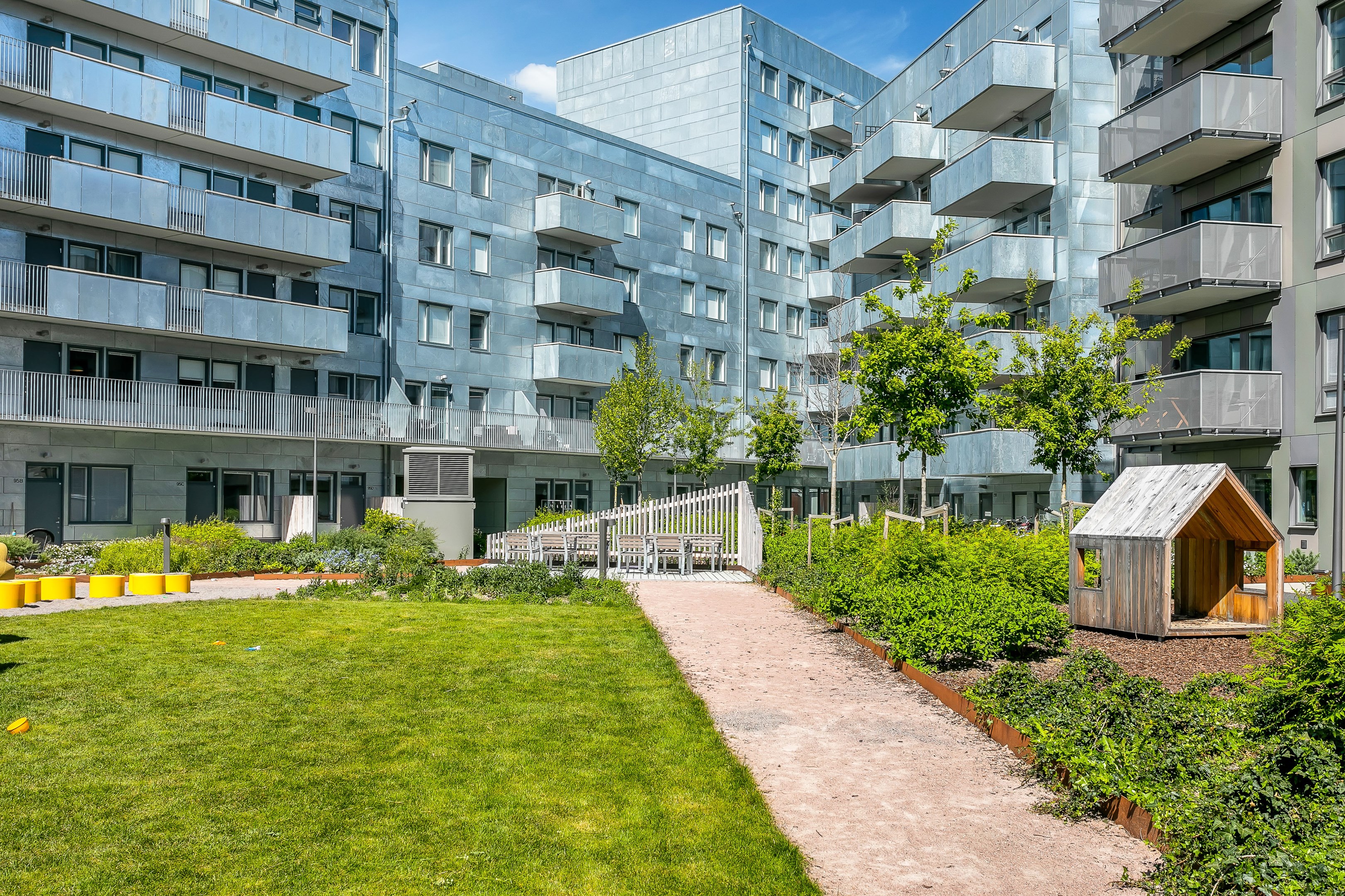 Bostadsbild från Svärdsliljegatan 4, Såld i Salabacke, Uppsala