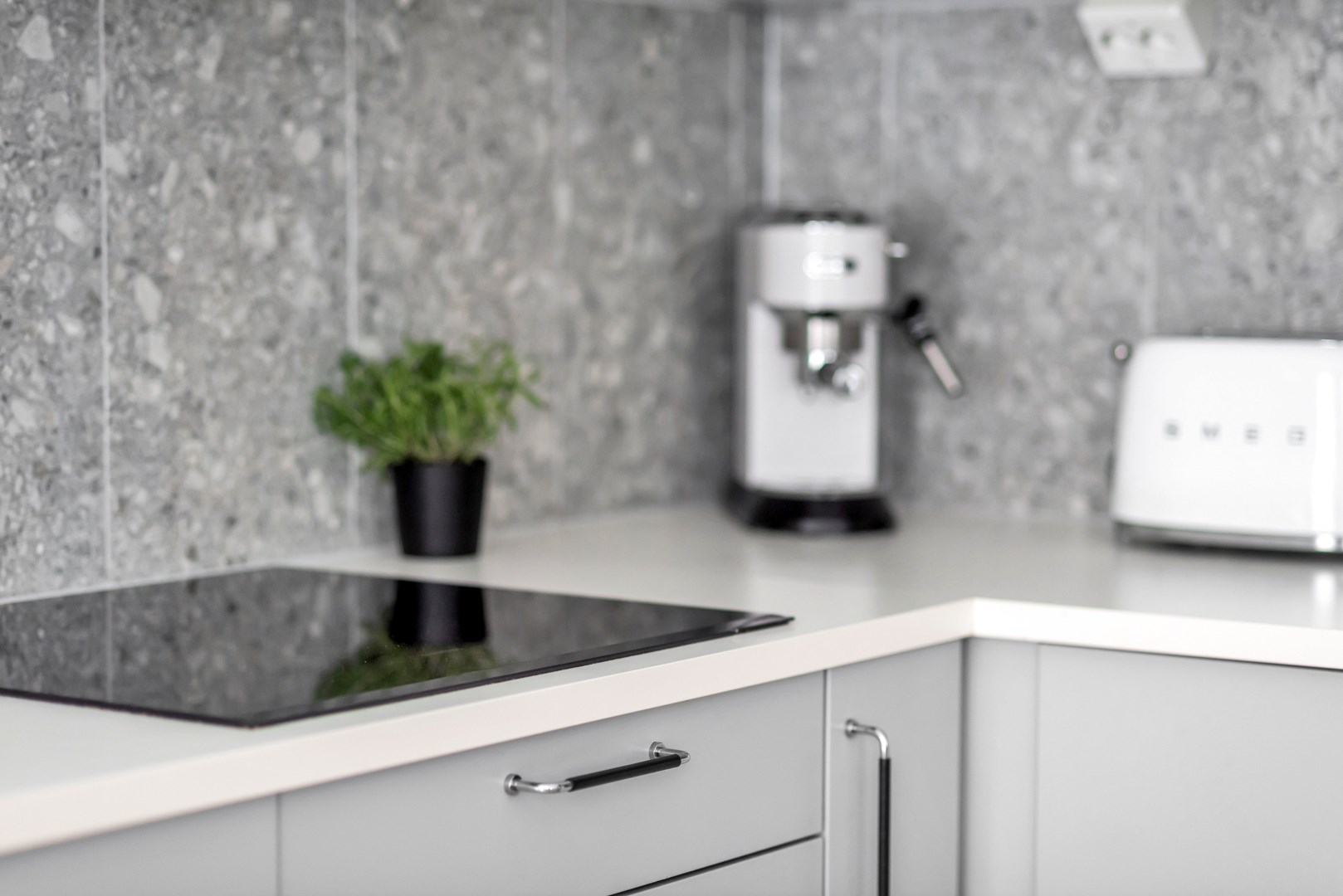 Bostadsbild från Svärdsliljegatan 4, Såld i Salabacke, Uppsala