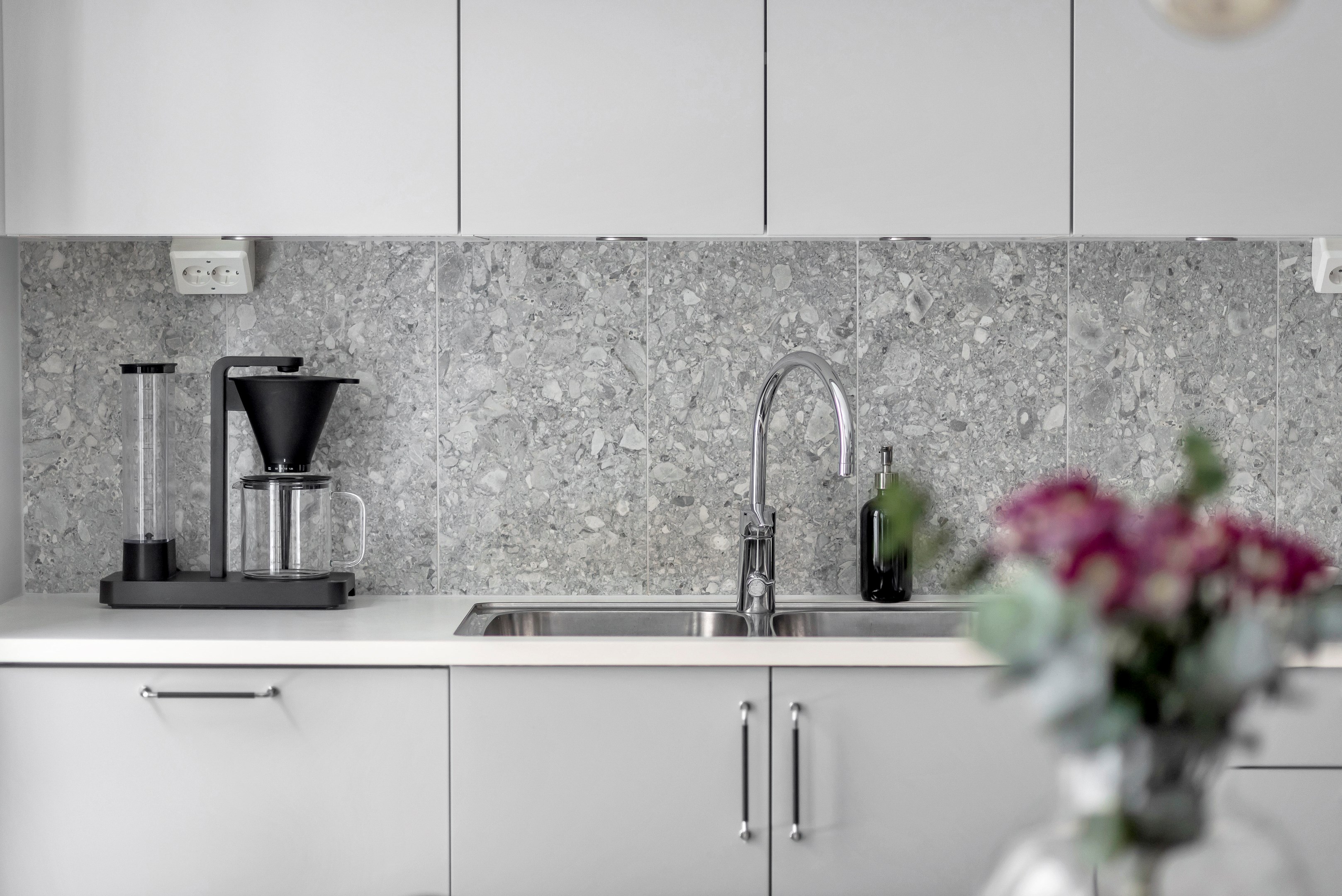 Bostadsbild från Svärdsliljegatan 4, Såld i Salabacke, Uppsala