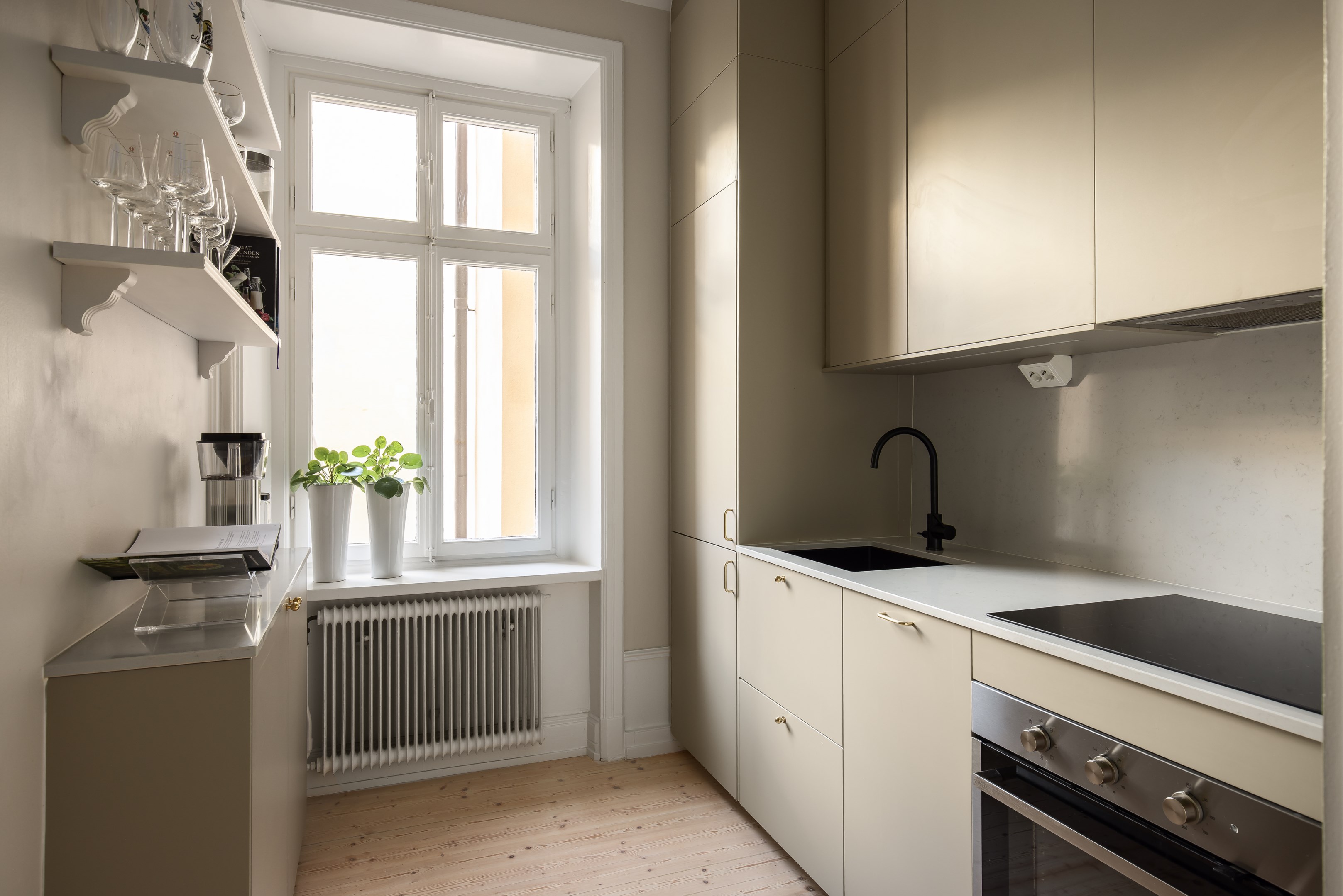 Bostadsbild från Vanadisvägen 25, 2tr, Såld i Vasastan, Stockholm