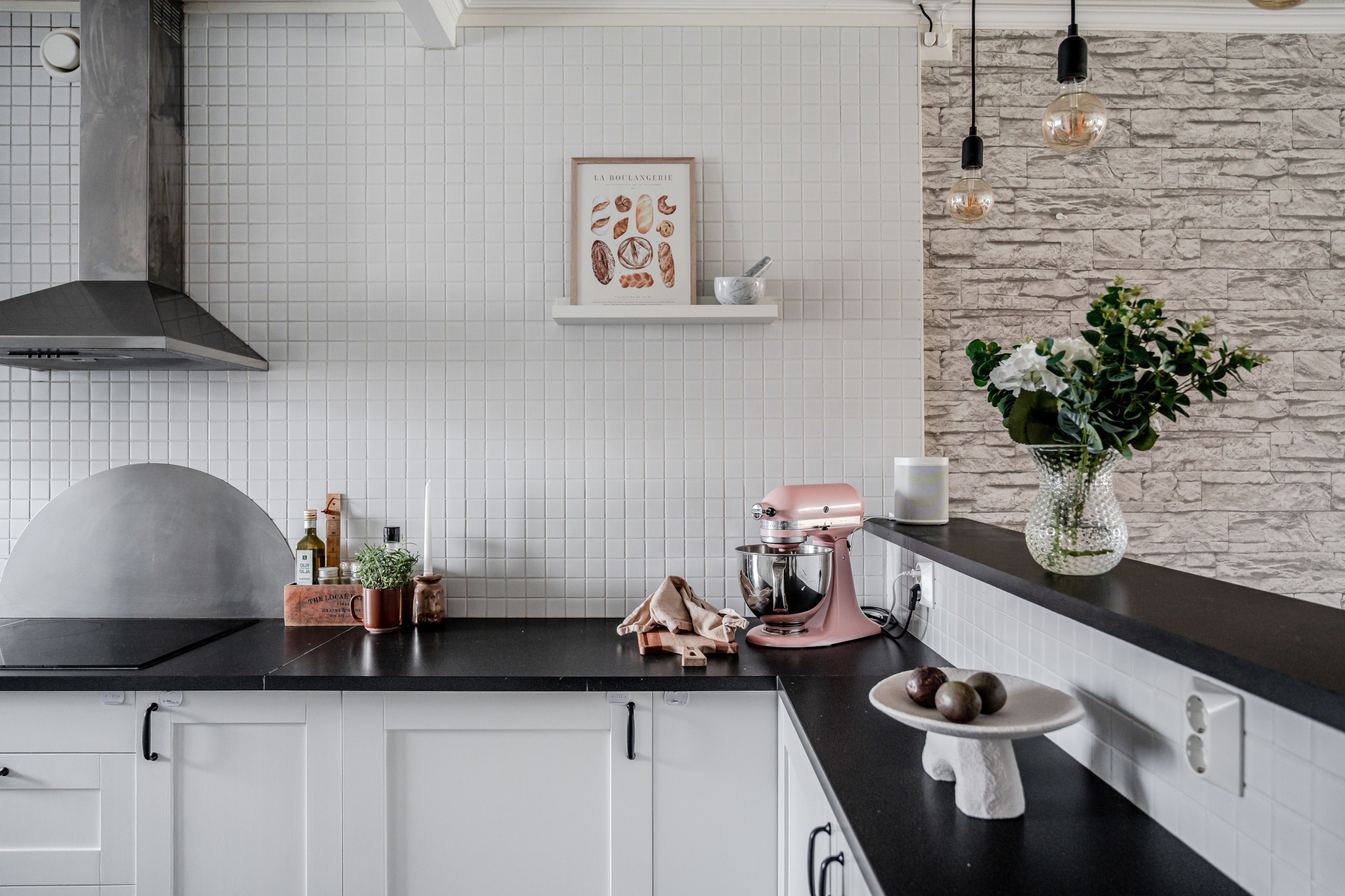 Bostadsbild från Gräslöksgatan 36, Kommande i Årsta, Uppsala