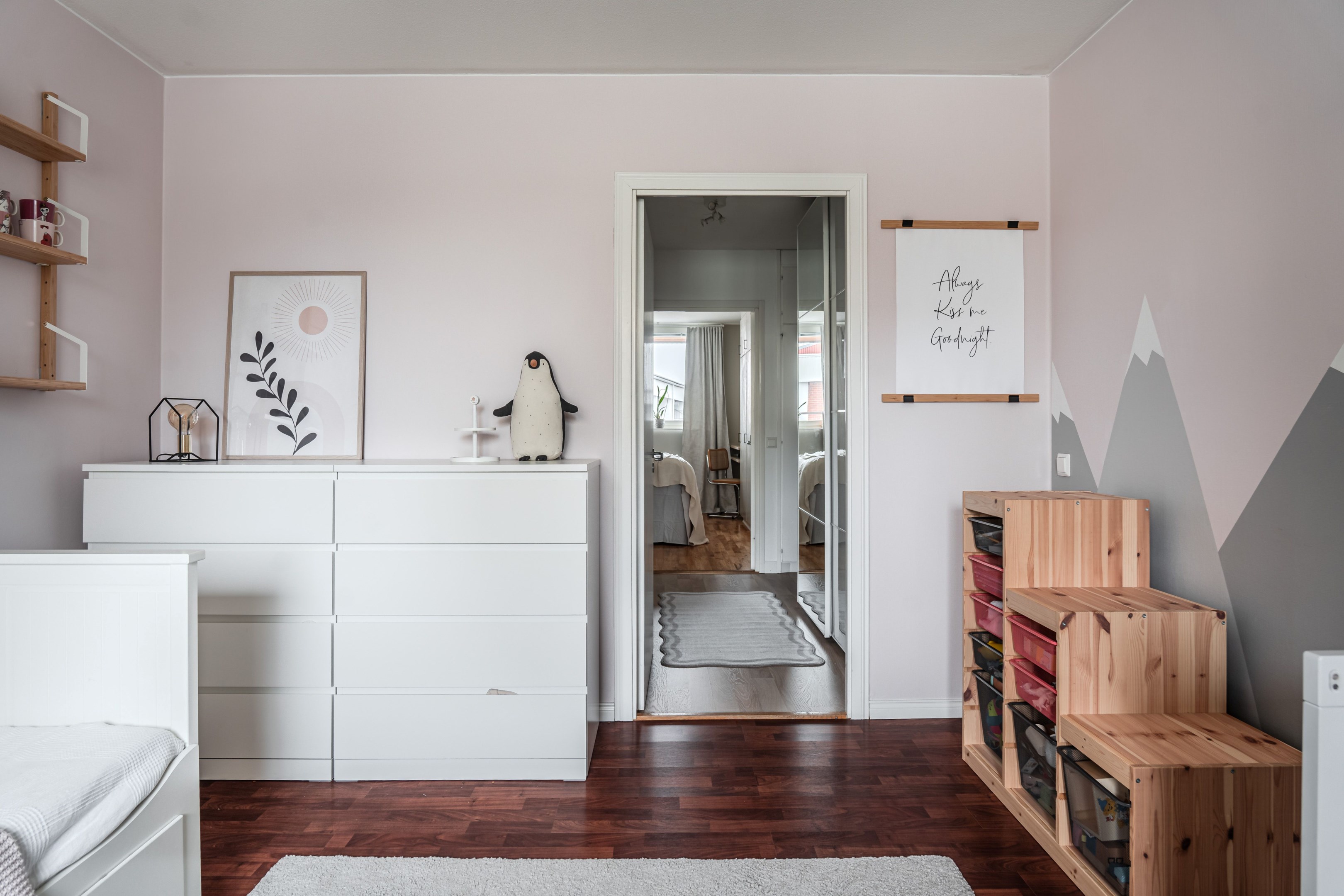 Bostadsbild från Gräslöksgatan 36, Kommande i Årsta, Uppsala