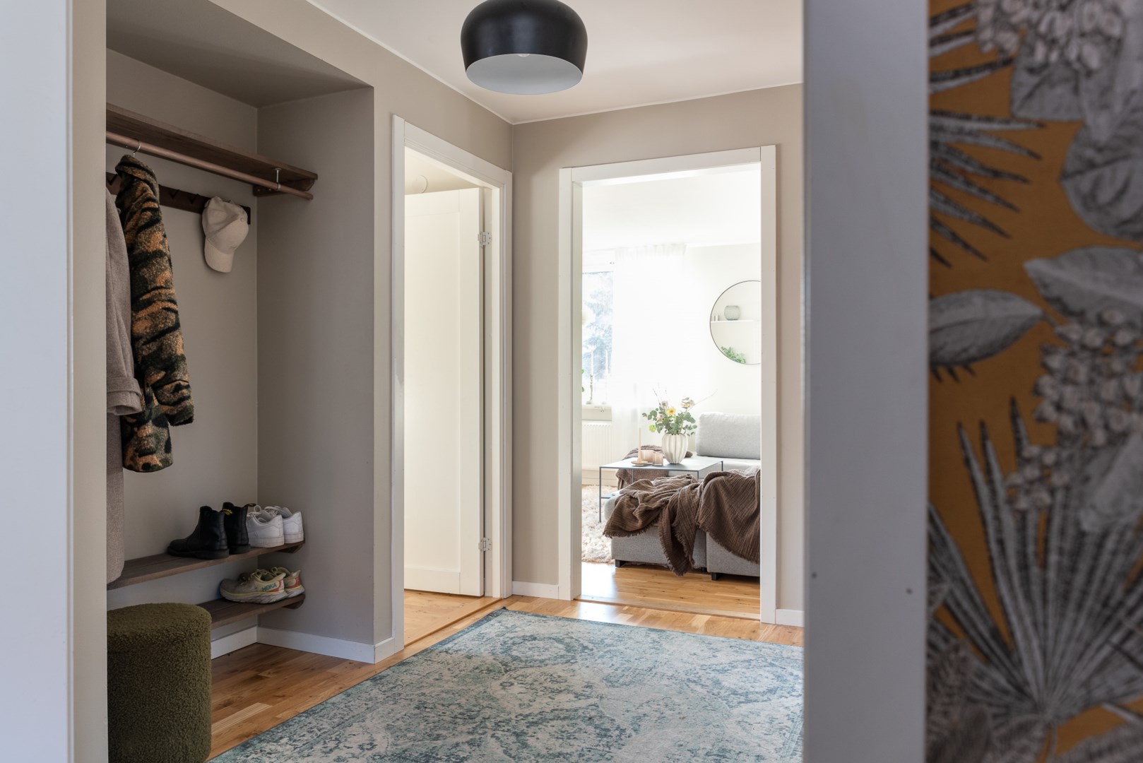 Bostadsbild från Apalbyvägen 6, Såld i Blåsbo, Västerås