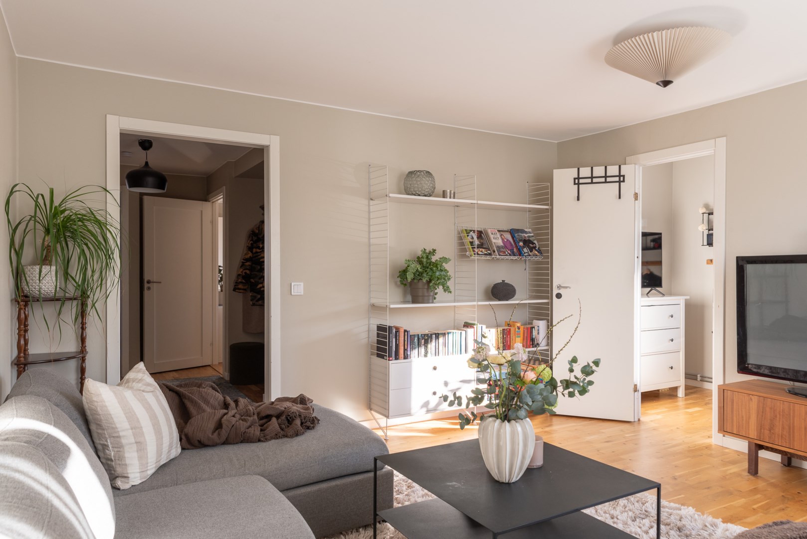 Bostadsbild från Apalbyvägen 6, Såld i Blåsbo, Västerås