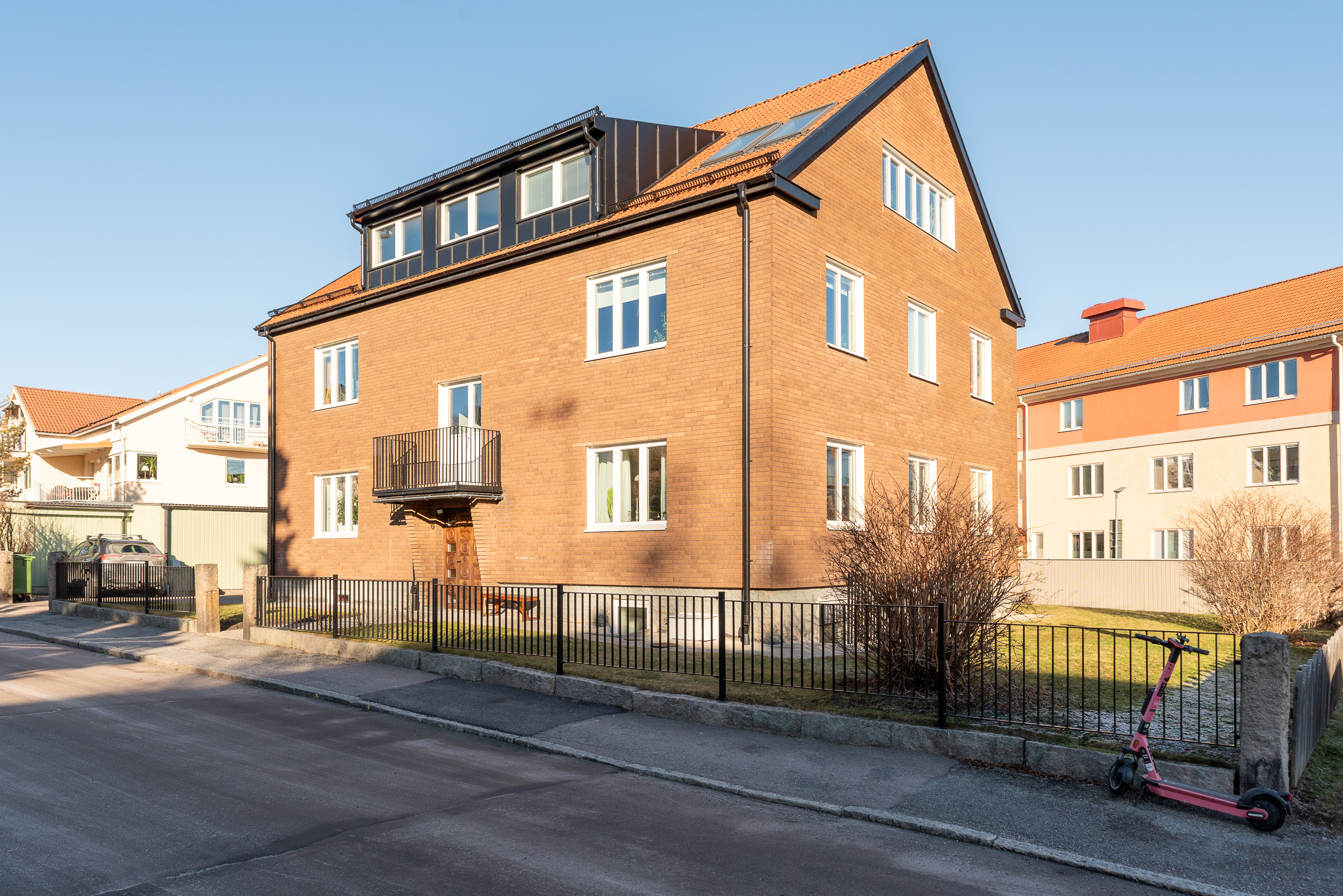 Bostadsbild från Apalbyvägen 6, Såld i Blåsbo, Västerås