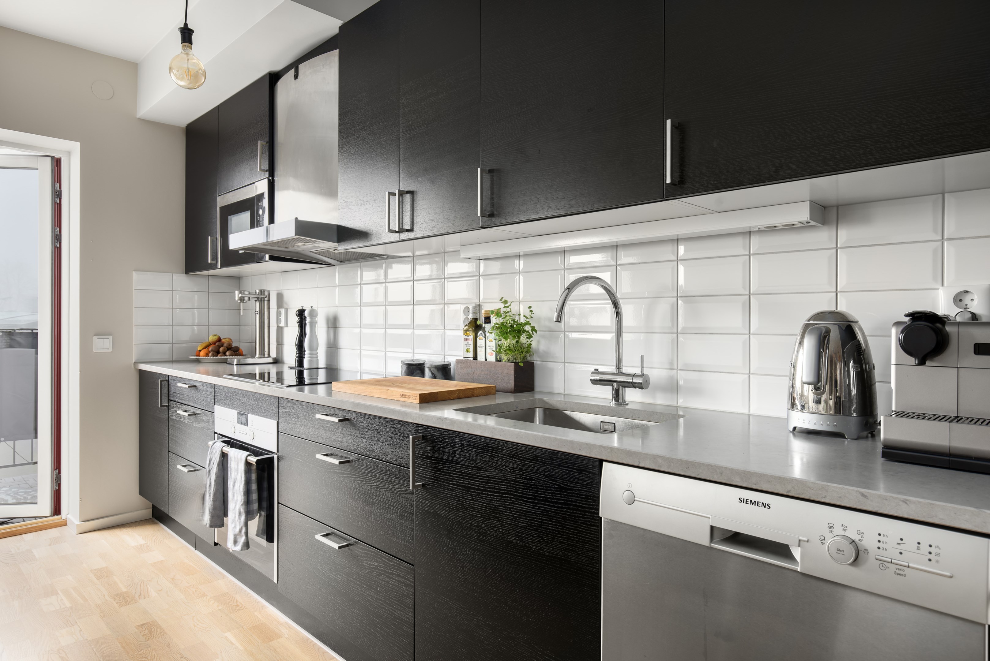 Bostadsbild från Ormingeringen 62A, Till salu i Västra Orminge, Nacka