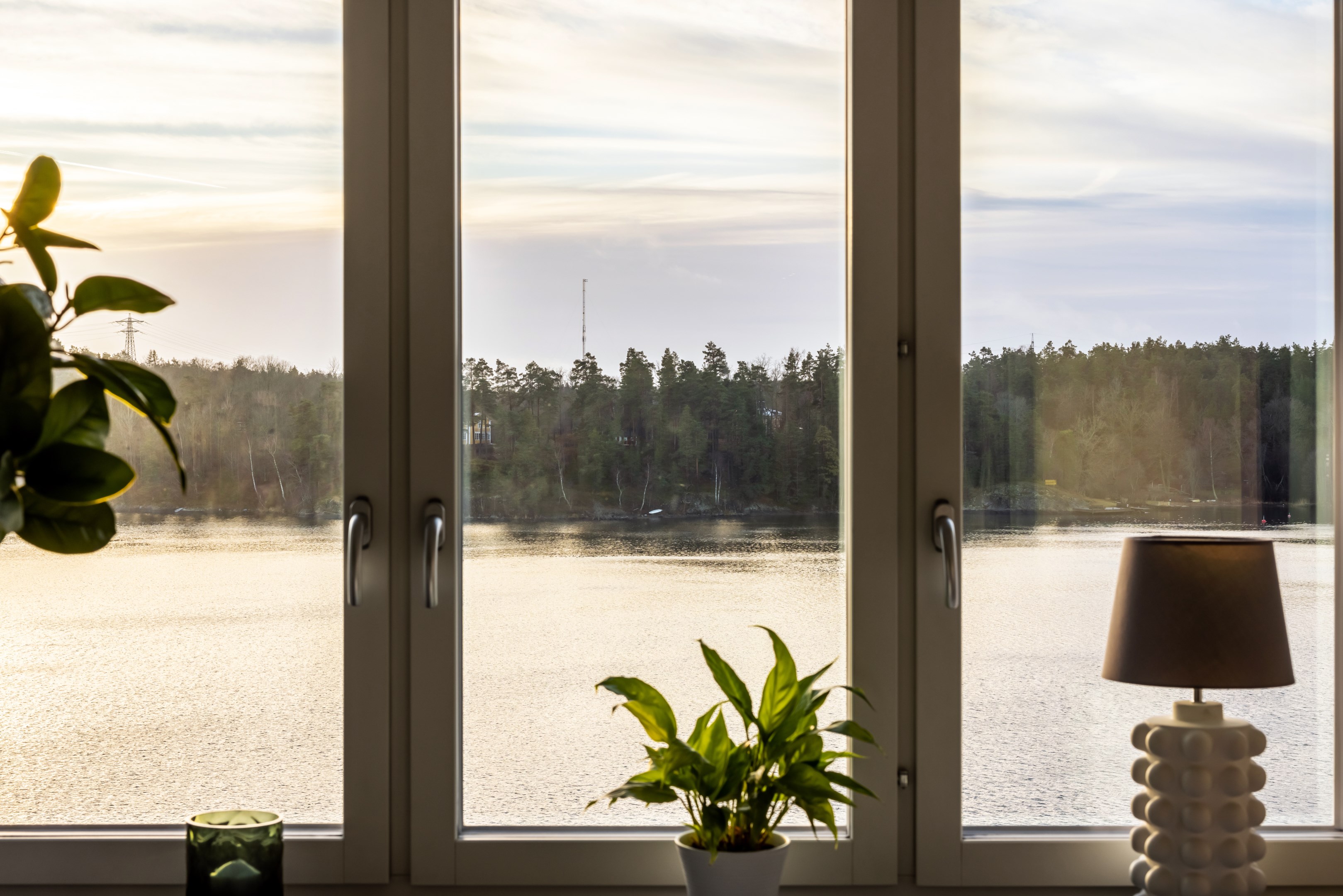 Bostadsbild från Tollare kaj 8, 6 tr, Såld i Tollare, Nacka