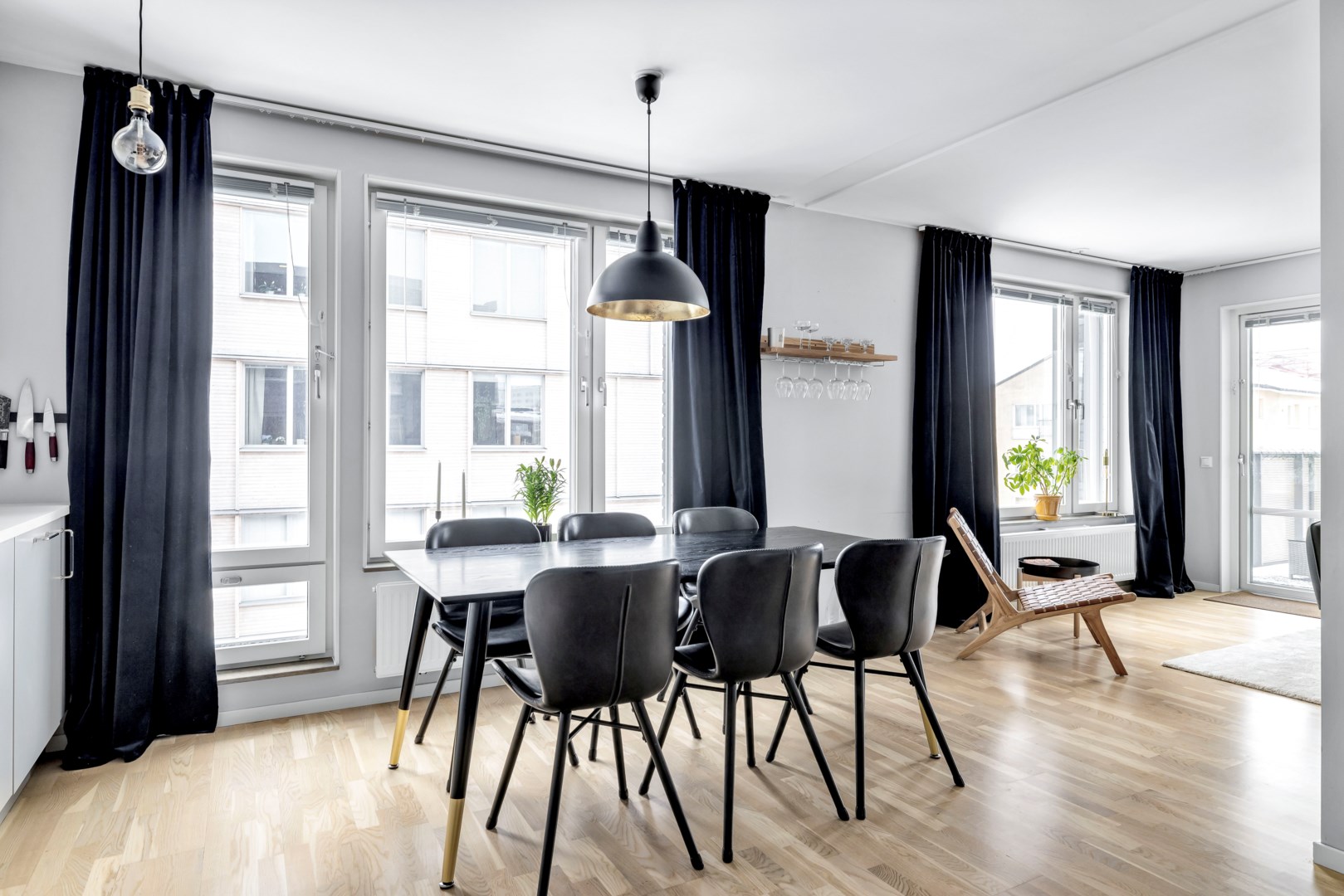 Bostadsbild från Svärdsliljegatan 2, Såld i Salabacke, Uppsala